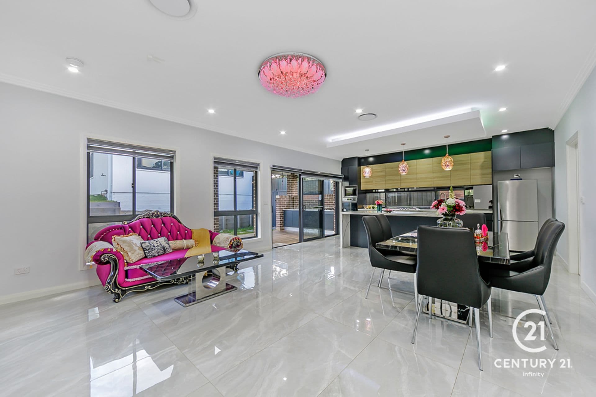 2/43 Garfield Road East, Riverstone, NSW, 2765, Bradbury - Thumbnail 2
