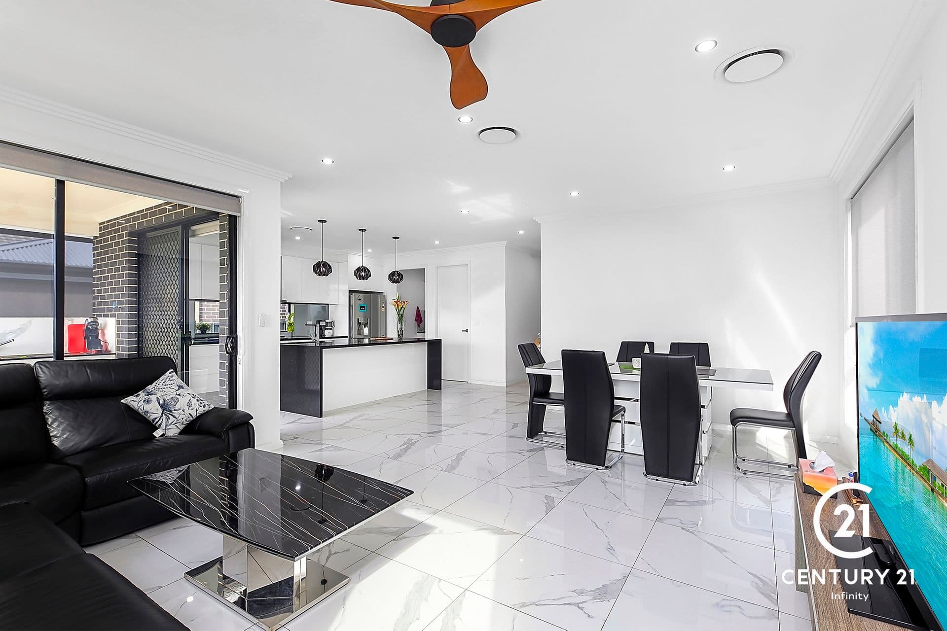 2/43 Garfield Road East, Riverstone, NSW, 2765, Glenmore Park - Thumbnail 6