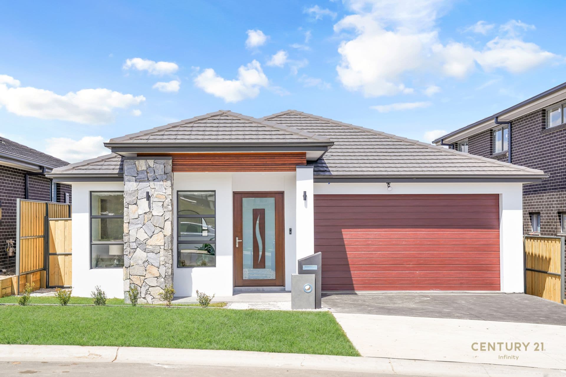 2/43 Garfield Road East, Riverstone, NSW, 2765, Box Hill - Image 1