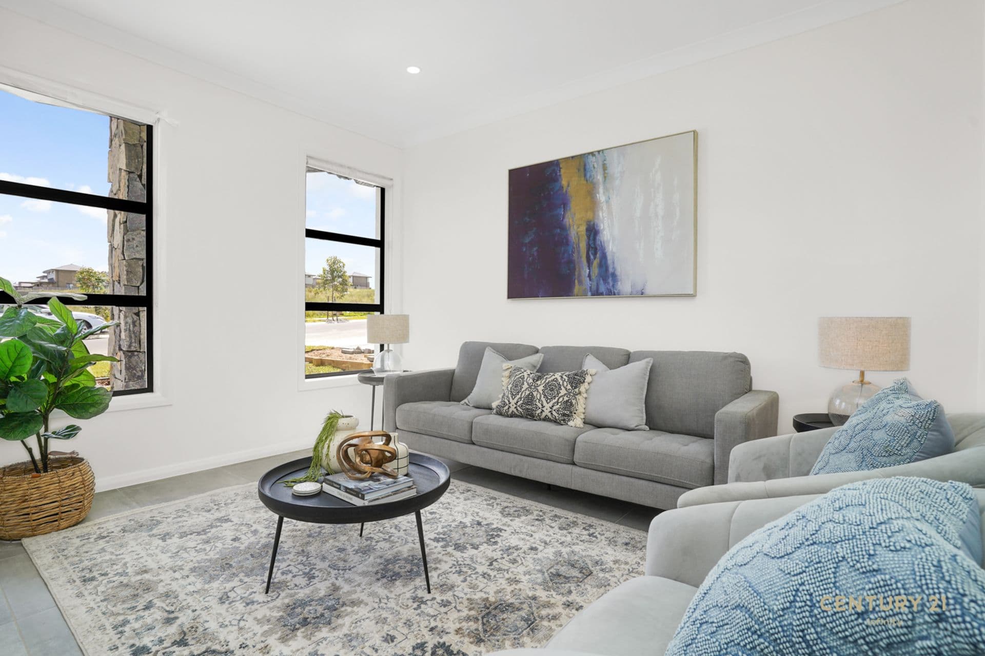 2/43 Garfield Road East, Riverstone, NSW, 2765, Box Hill - Thumbnail 2