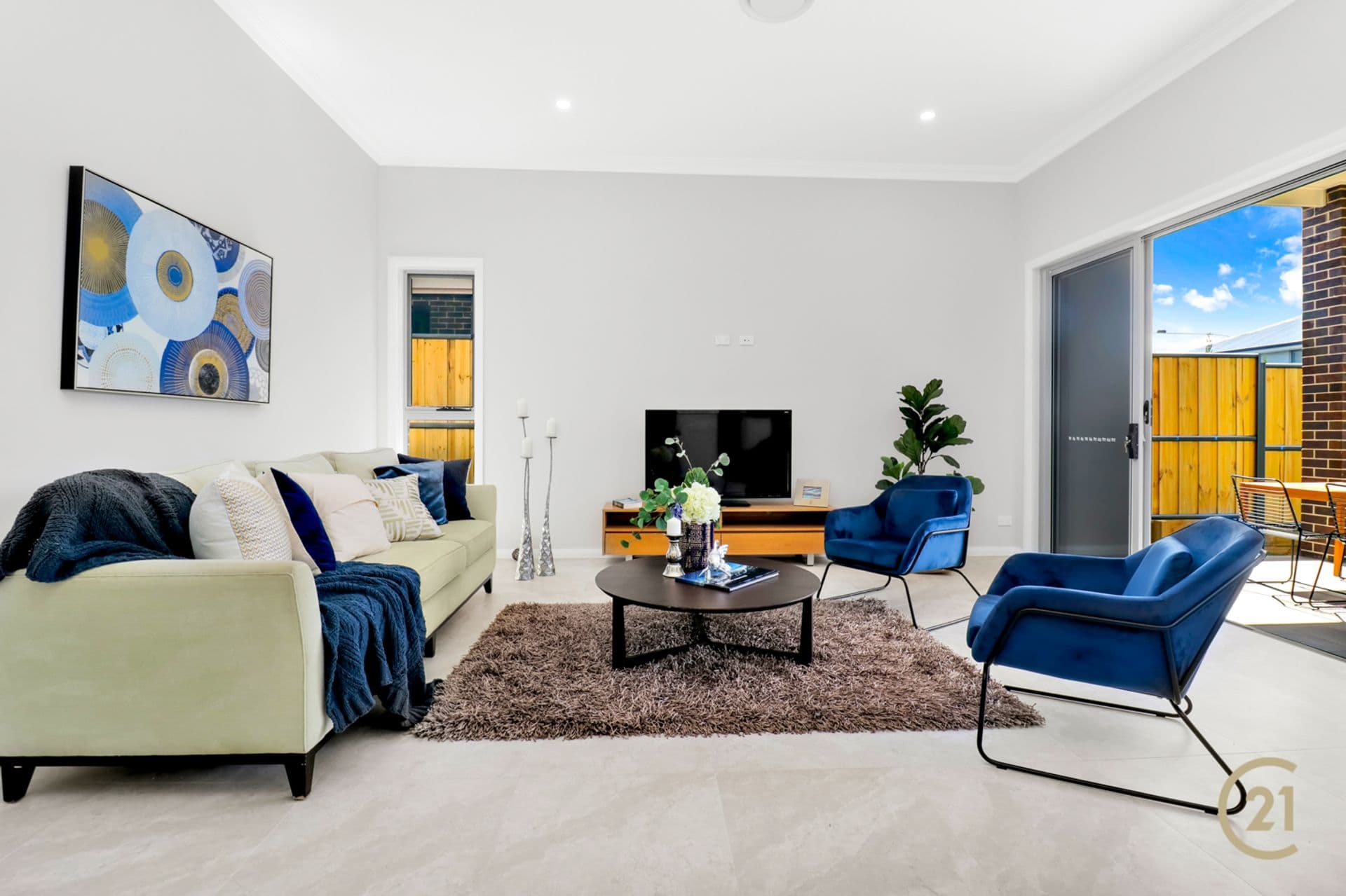 2/43 Garfield Road East, Riverstone, NSW, 2765, Box Hill - Thumbnail 2