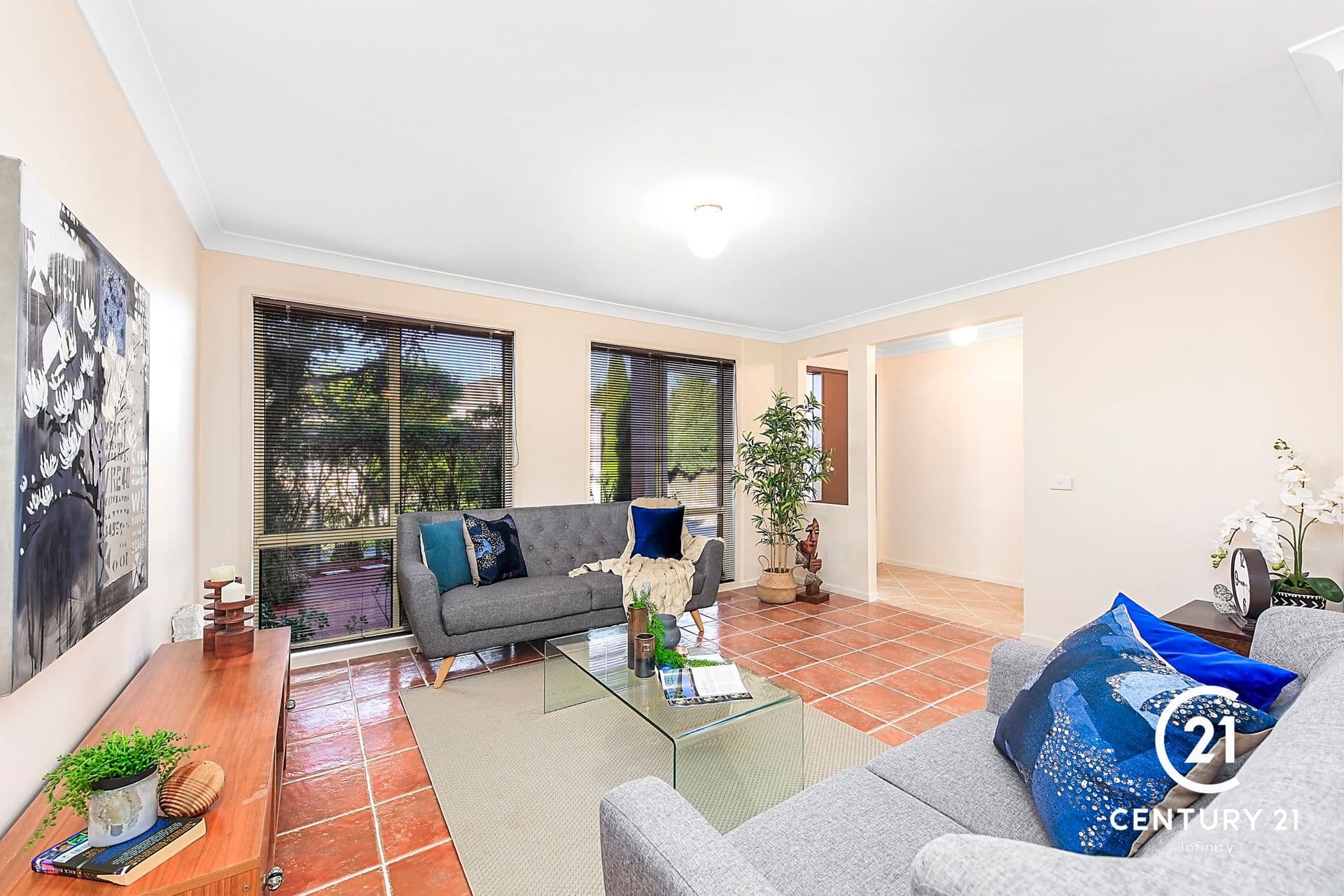 64 The Parkway, Beaumont Hills, NSW, 2155, Beaumont Hills - Thumbnail 2