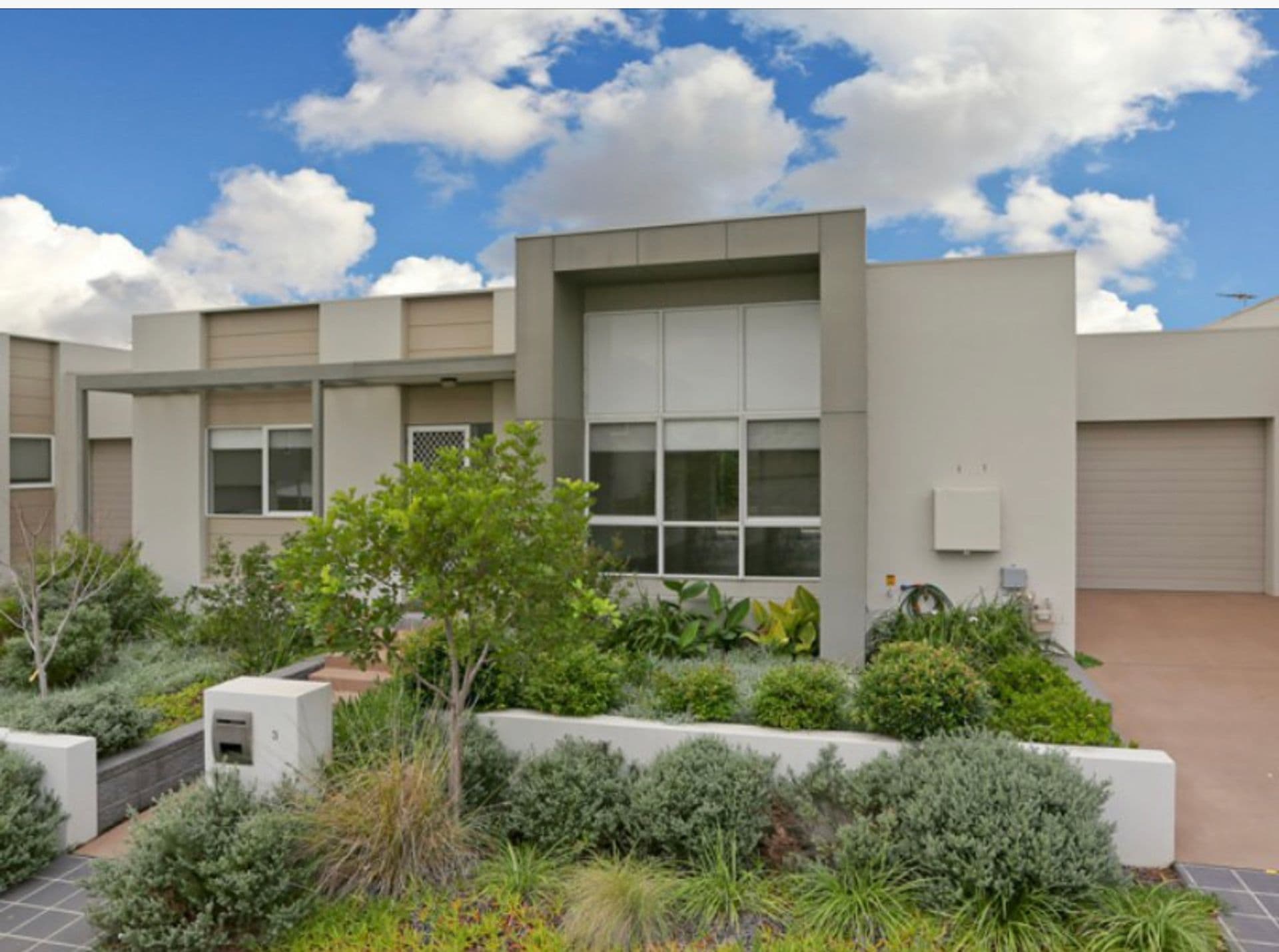 2/43 Garfield Road East, Riverstone, NSW, 2765, The Ponds - Image 1