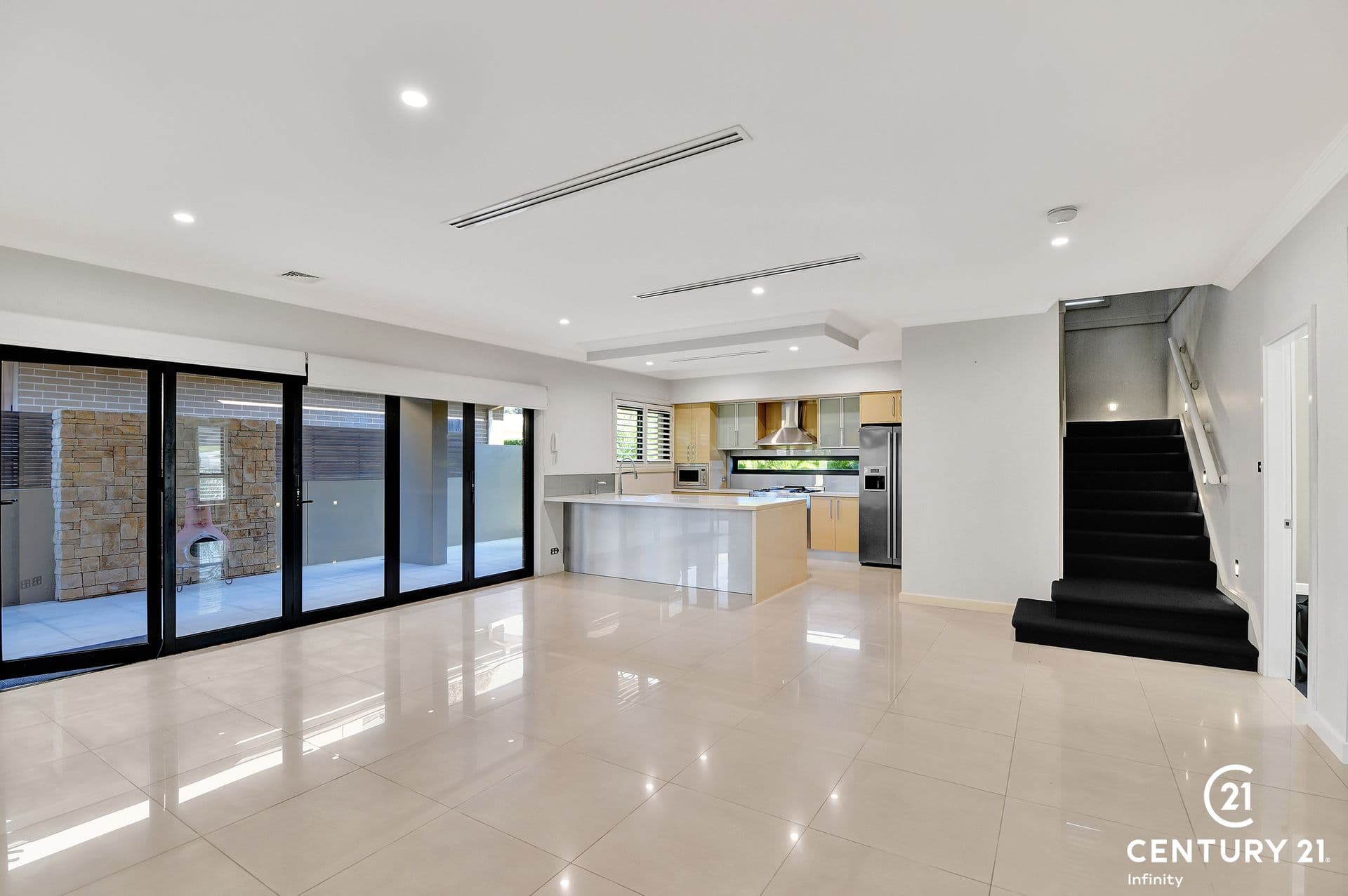2/43 Garfield Road East, Riverstone, NSW, 2765, Stanhope Gardens - Thumbnail 3