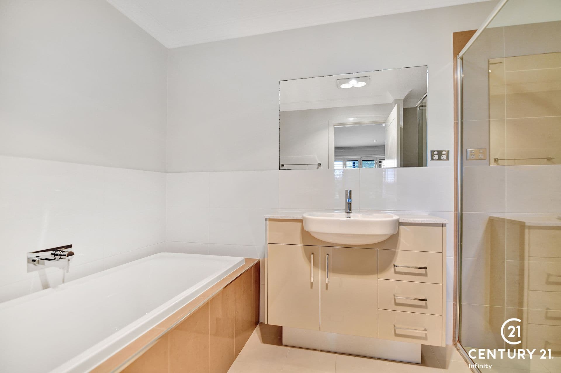 2/43 Garfield Road East, Riverstone, NSW, 2765, Stanhope Gardens - Thumbnail 6