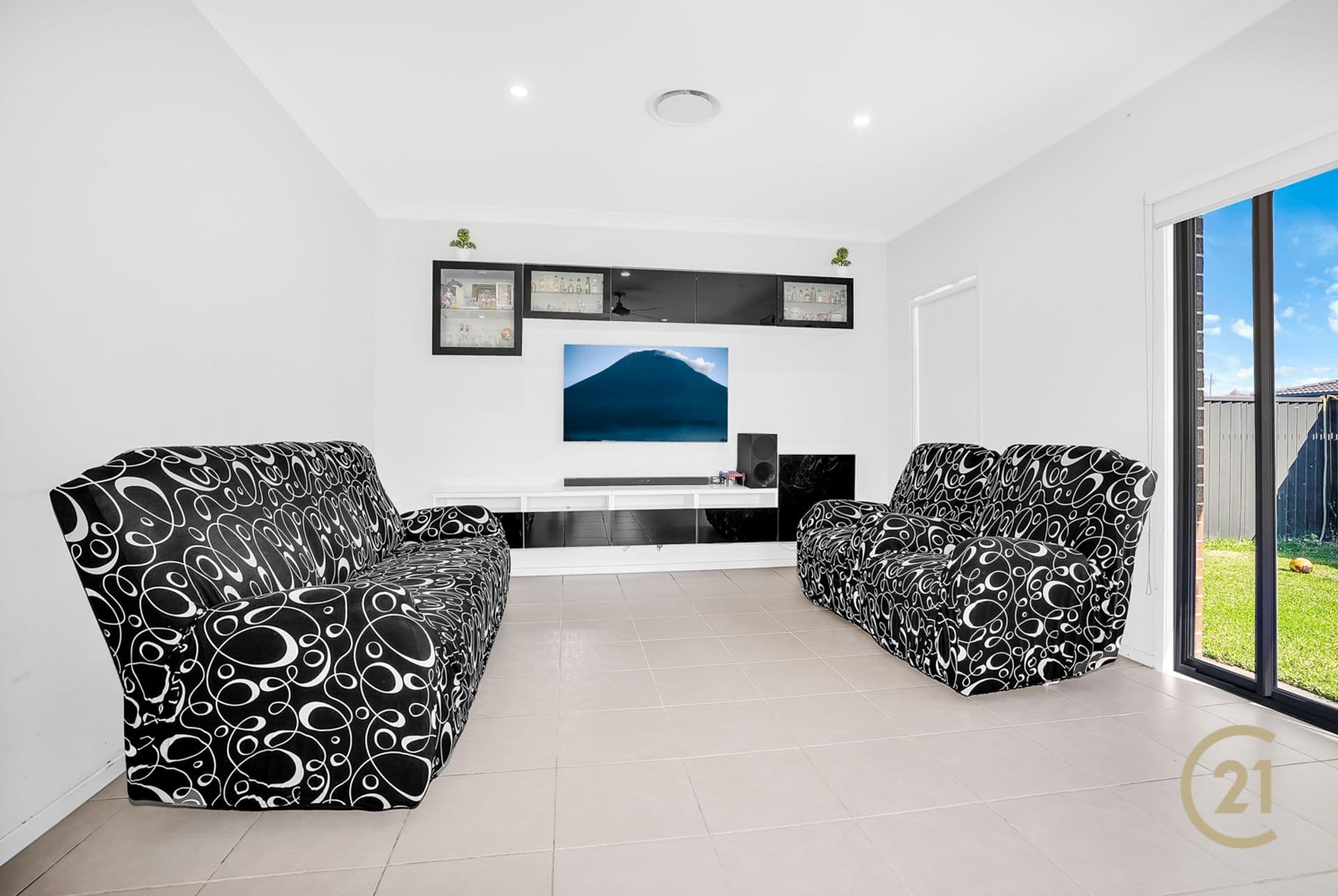 2/43 Garfield Road East, Riverstone, NSW, 2765, Hebersham - Thumbnail 4