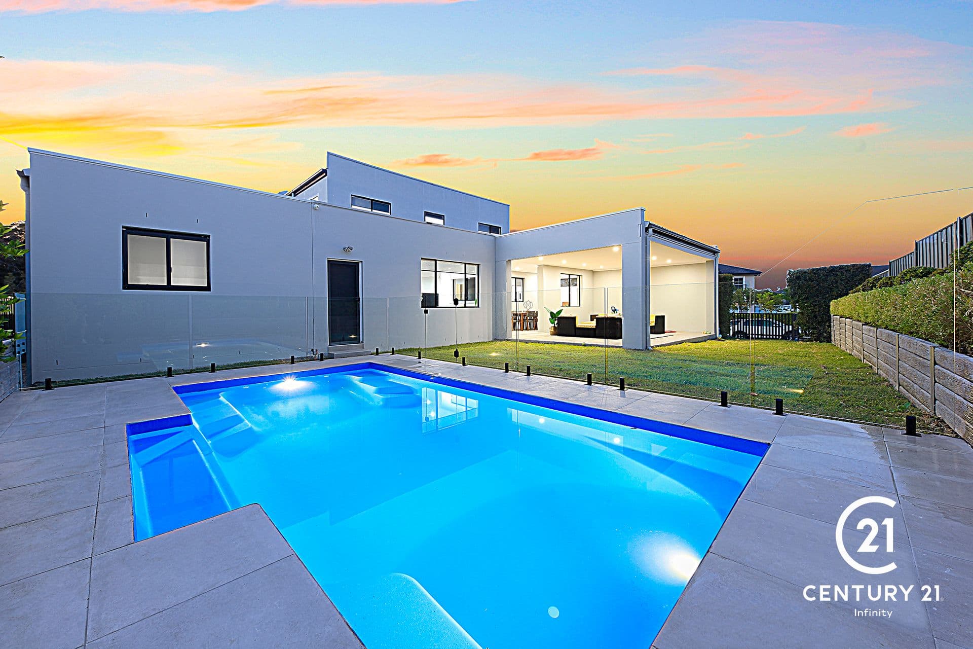 2/43 Garfield Road East, Riverstone, NSW, 2765, Kellyville - Thumbnail 2