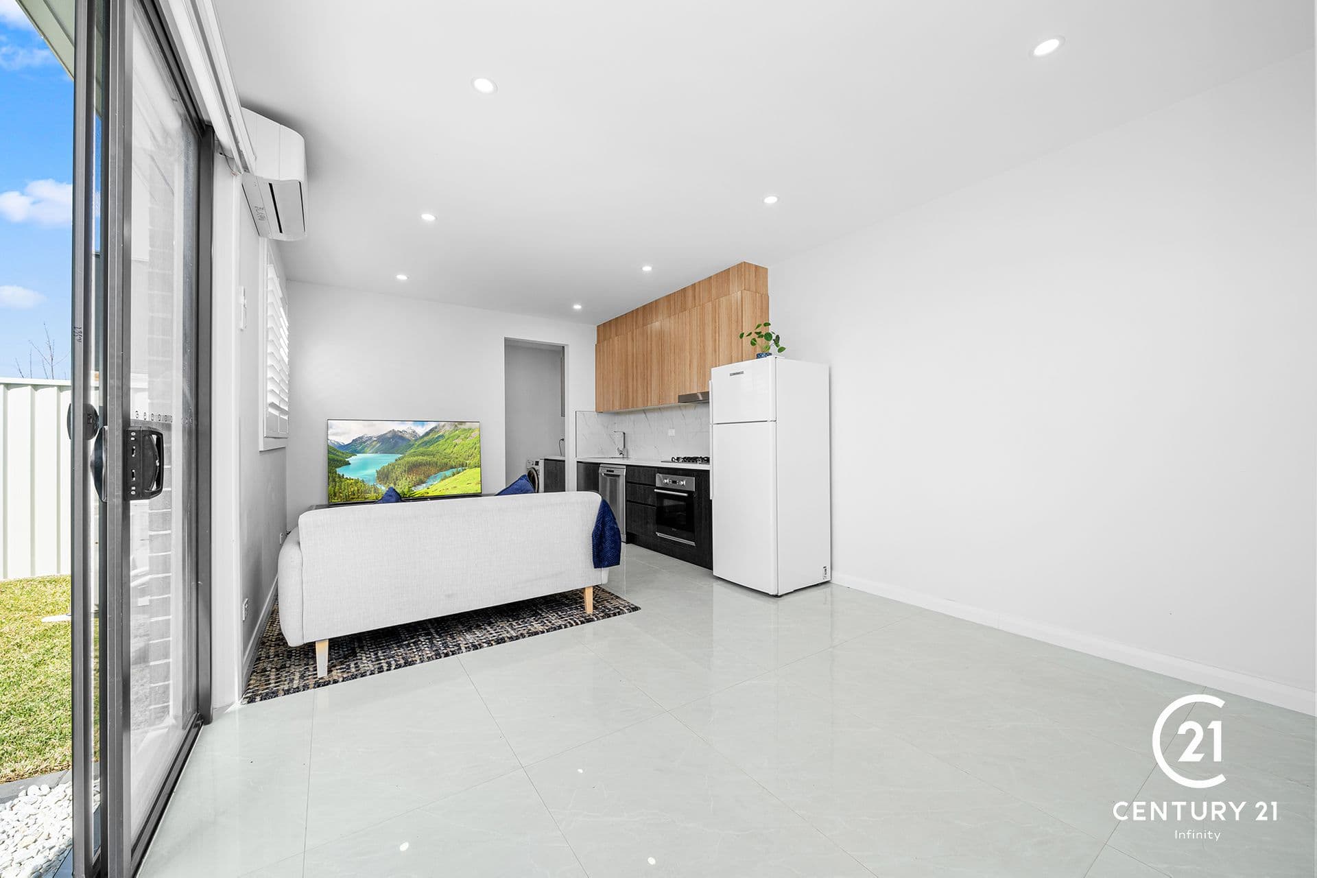2/43 Garfield Road East, Riverstone, NSW, 2765, Oran Park - Thumbnail 8