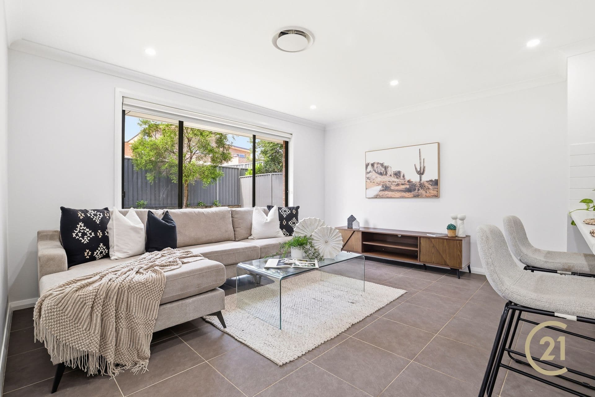 2/43 Garfield Road East, Riverstone, NSW, 2765, Glenmore Park - Thumbnail 2