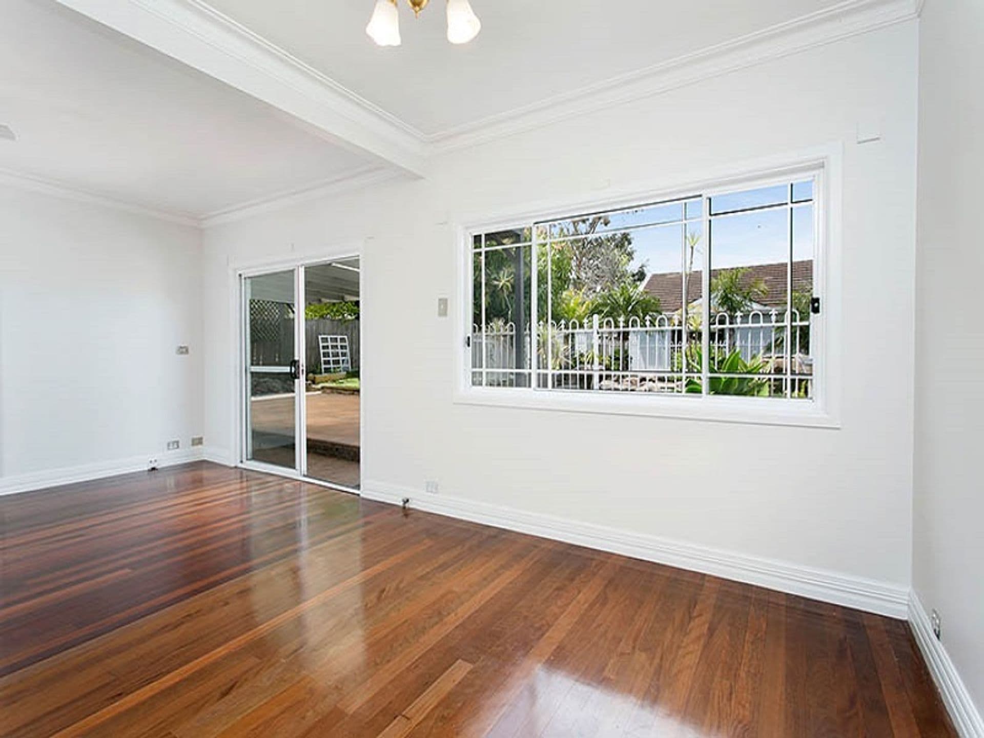 26 Mavis Avenue, Peakhurst, NSW, 2210, Peakhurst - Thumbnail 6