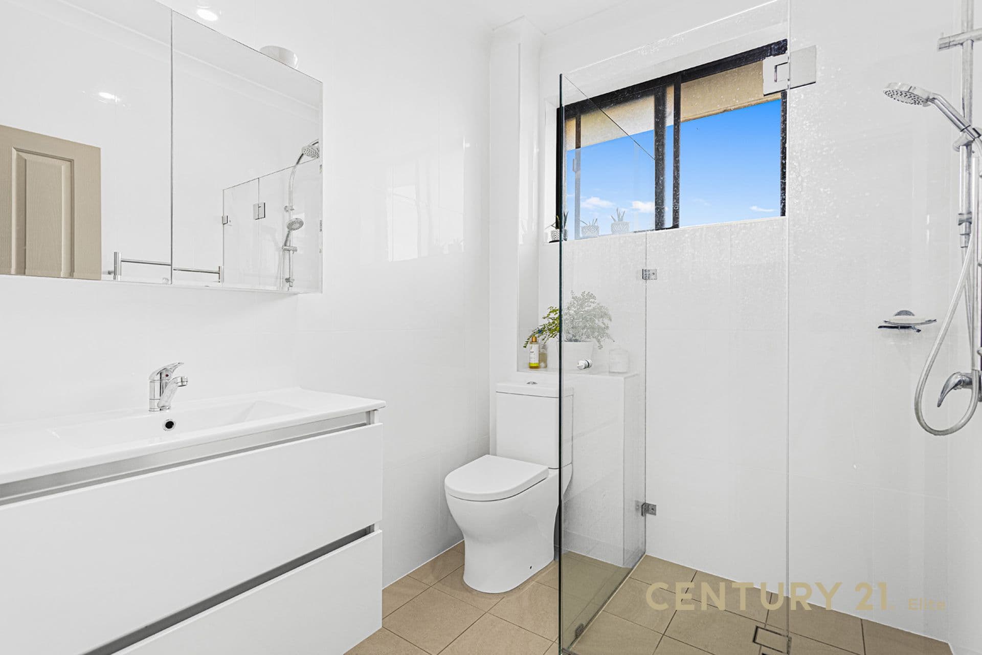8/3-7 Dunmore Street, Bexley, NSW, 2207, Bexley - Thumbnail 2