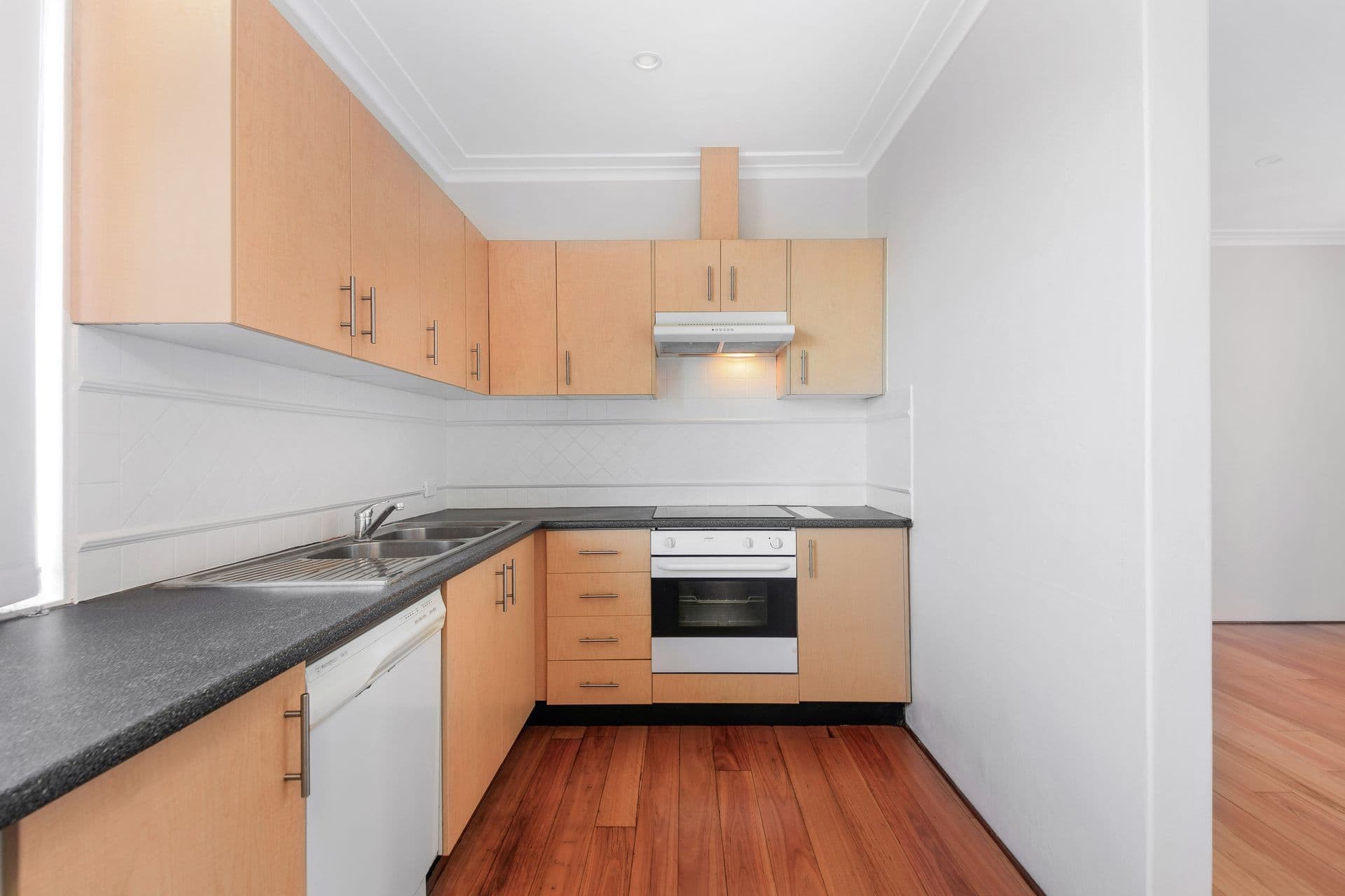 9/23 Railway Street, Kogarah, NSW, 2217, Kogarah - Thumbnail 3