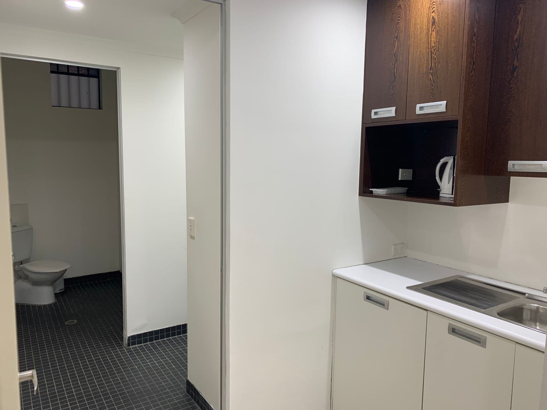 2/379 Rocky Point Road, Sans Souci, NSW, 2219, Sans Souci - Thumbnail 4