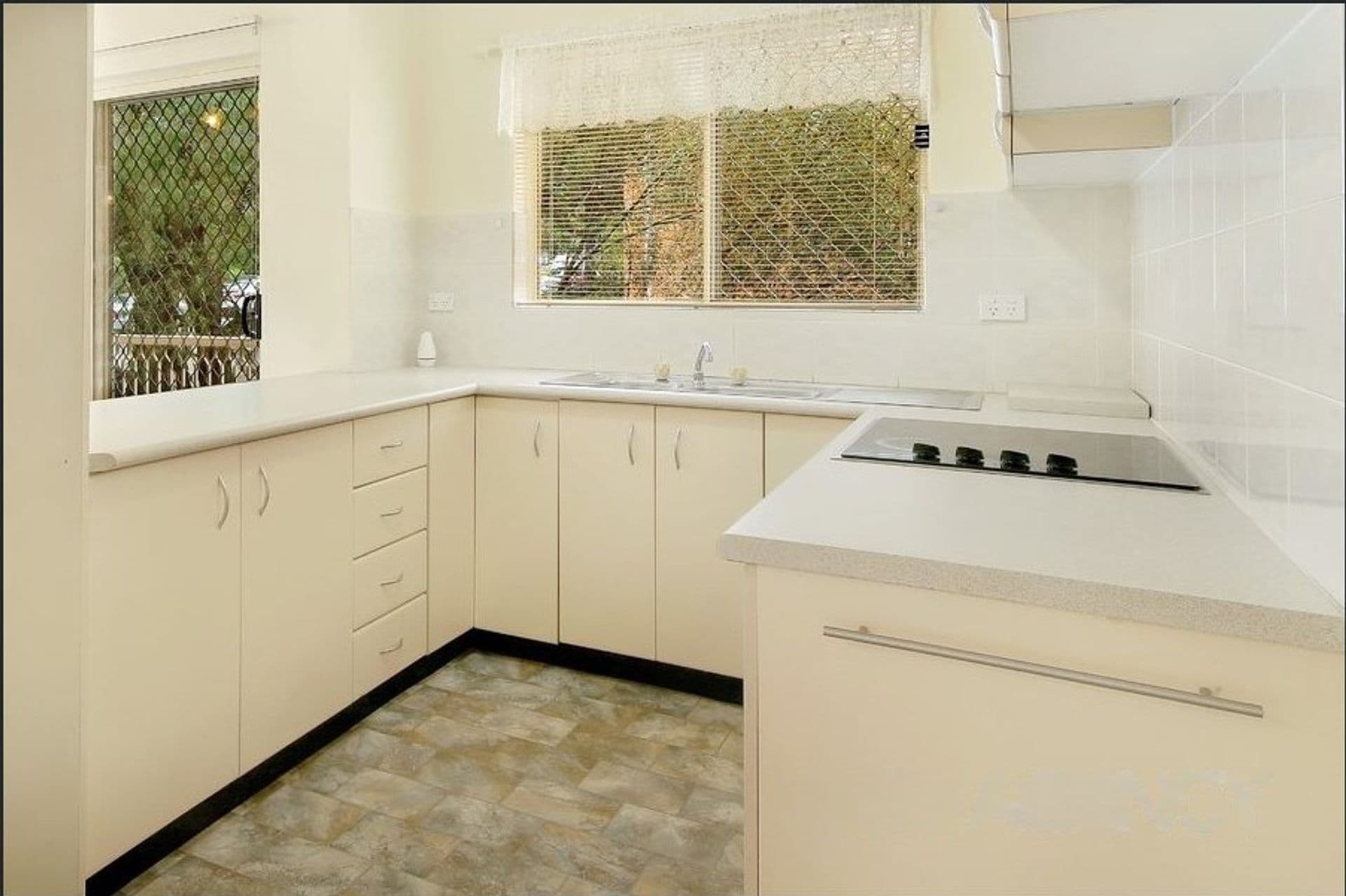 4/32 Rutland Street, Allawah, NSW, 2218, Allawah - Thumbnail 3