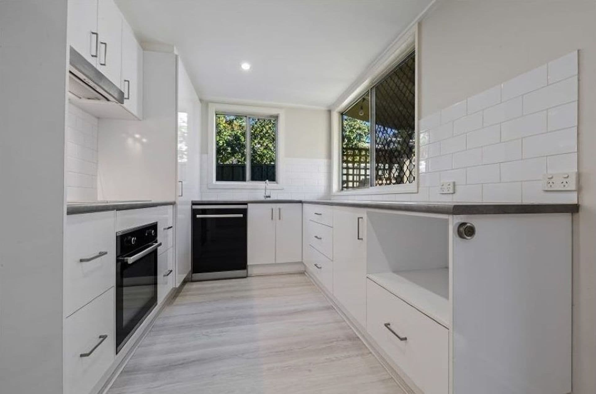 263 Taren Point Road, Caringbah, NSW, 2229, Caringbah - Thumbnail 2