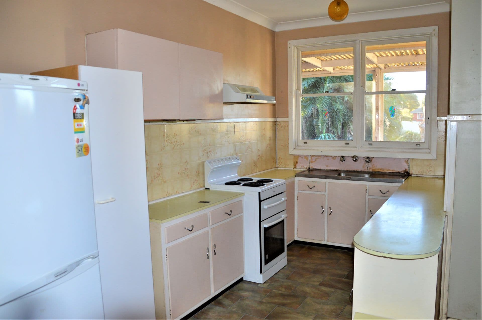19 Cambewarra Road, Bomaderry, NSW, 2541, Bomaderry - Thumbnail 2
