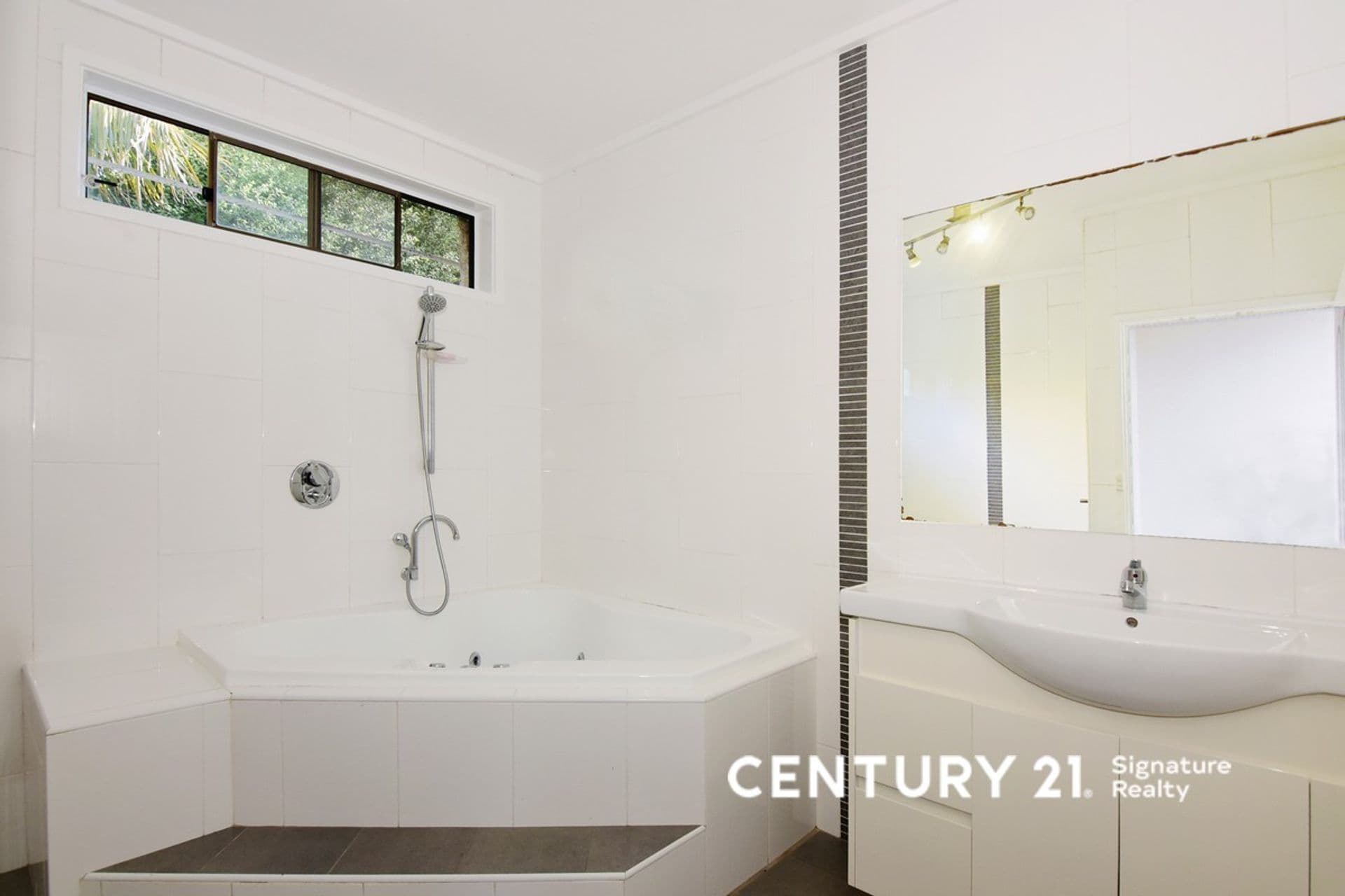 26 Lyrebird Drive, Nowra, NSW, 2541, Nowra - Thumbnail 8