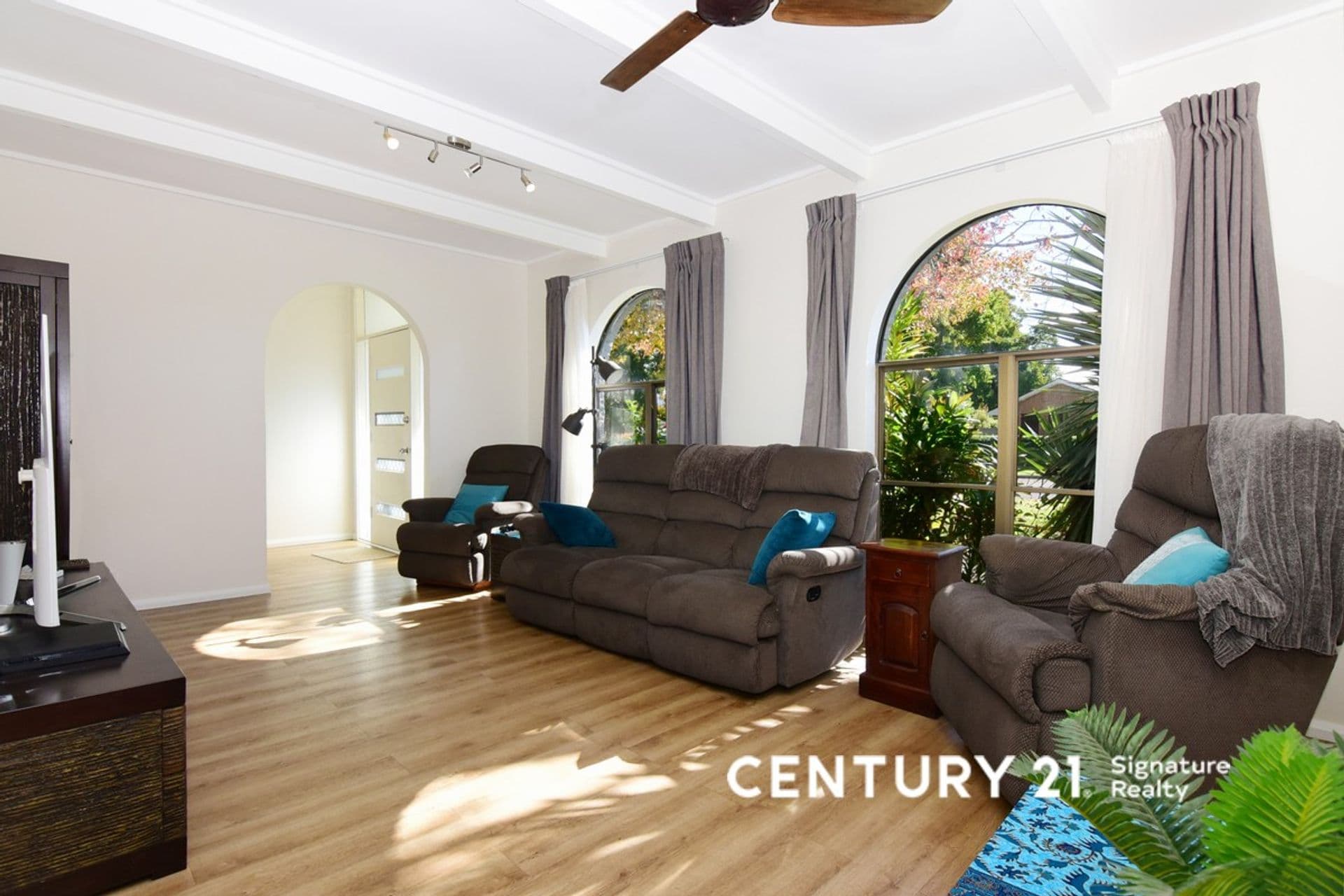 26 Lyrebird Drive, Nowra, NSW, 2541, Nowra - Thumbnail 2