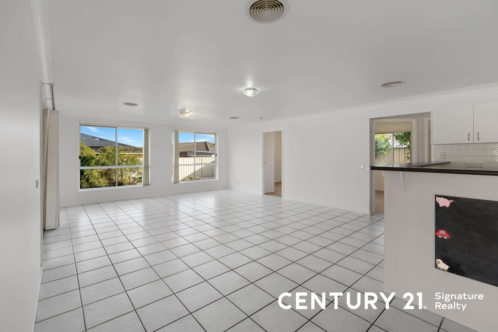 8 Whitewood Street, Worrigee, NSW, 2540, Worrigee - Thumbnail 6
