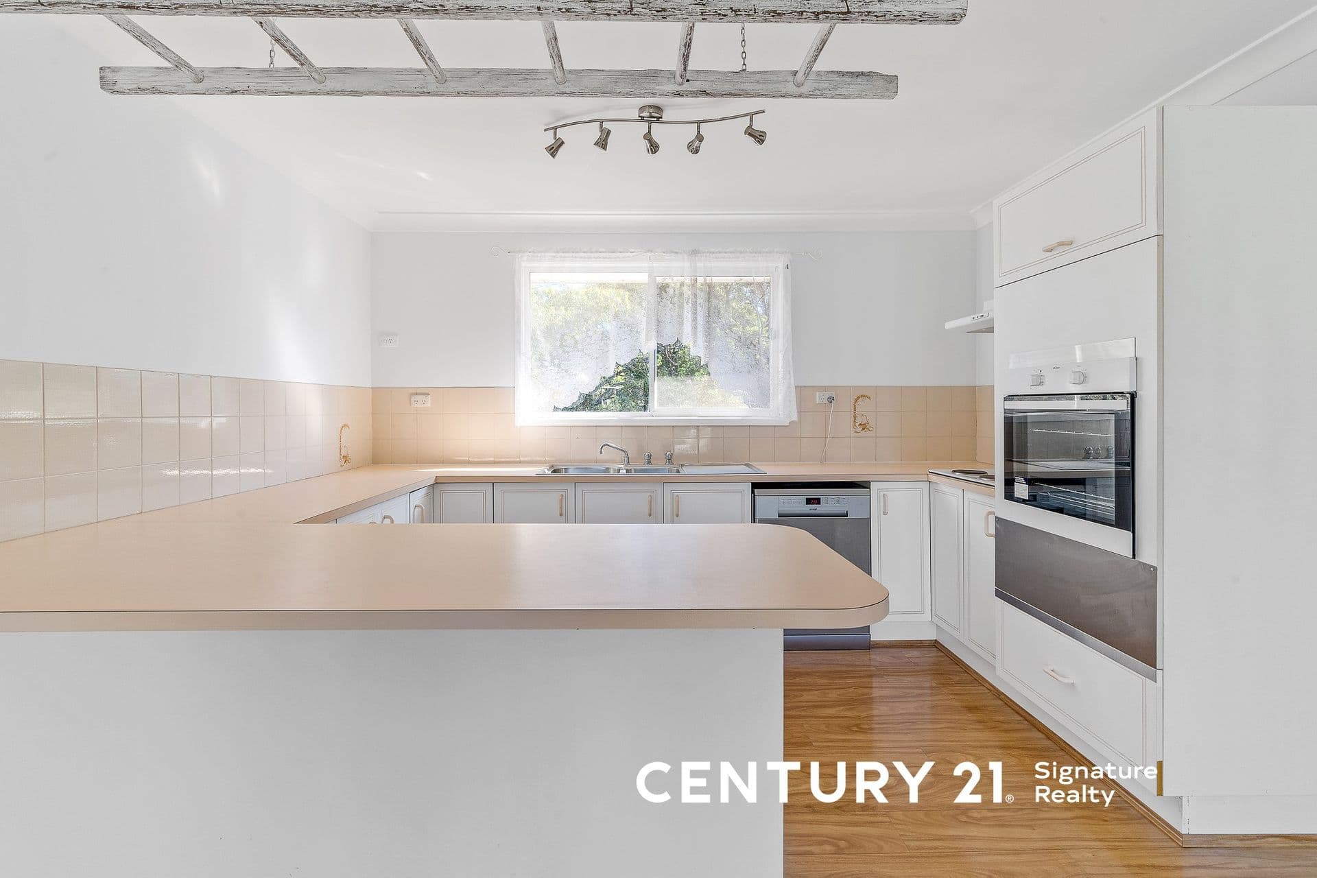 4 Gunyuma Crescent, North Nowra, NSW, 2541, North Nowra - Thumbnail 5