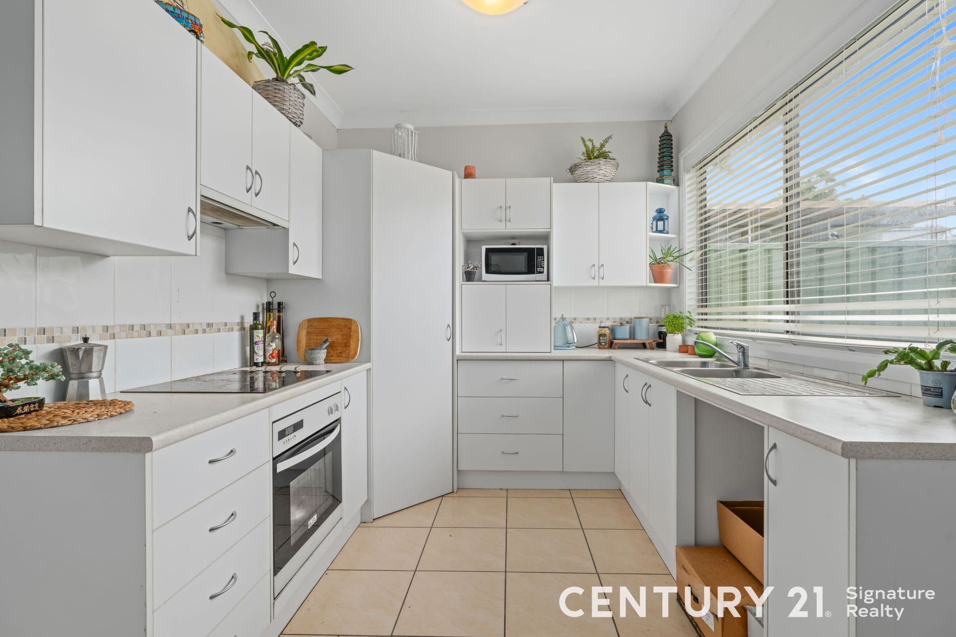 8 Albatross Road, Nowra, NSW, 2541, Nowra - Thumbnail 3