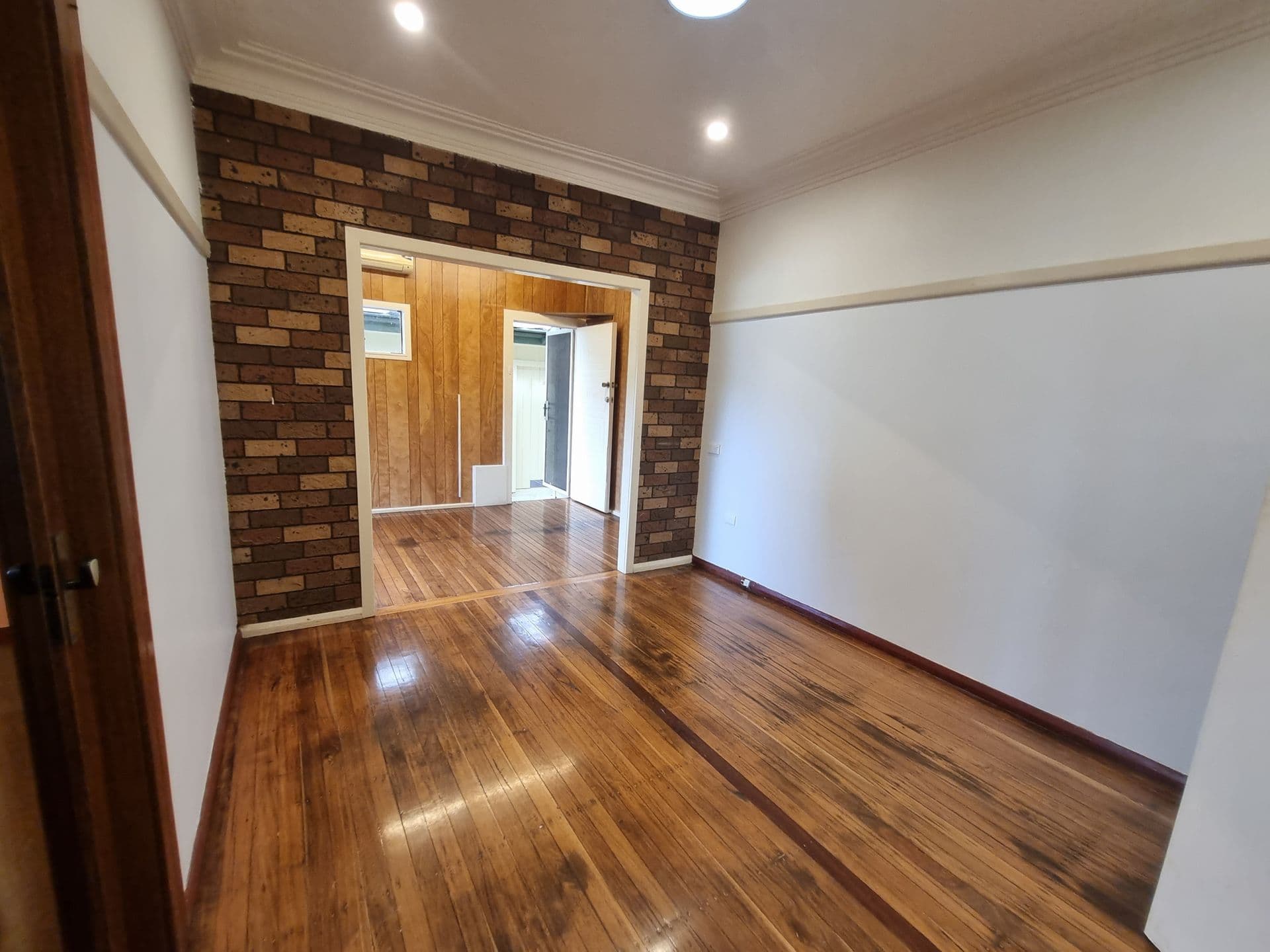 114 Douglas Street, Nowra, NSW, 2541, Nowra - Thumbnail 4