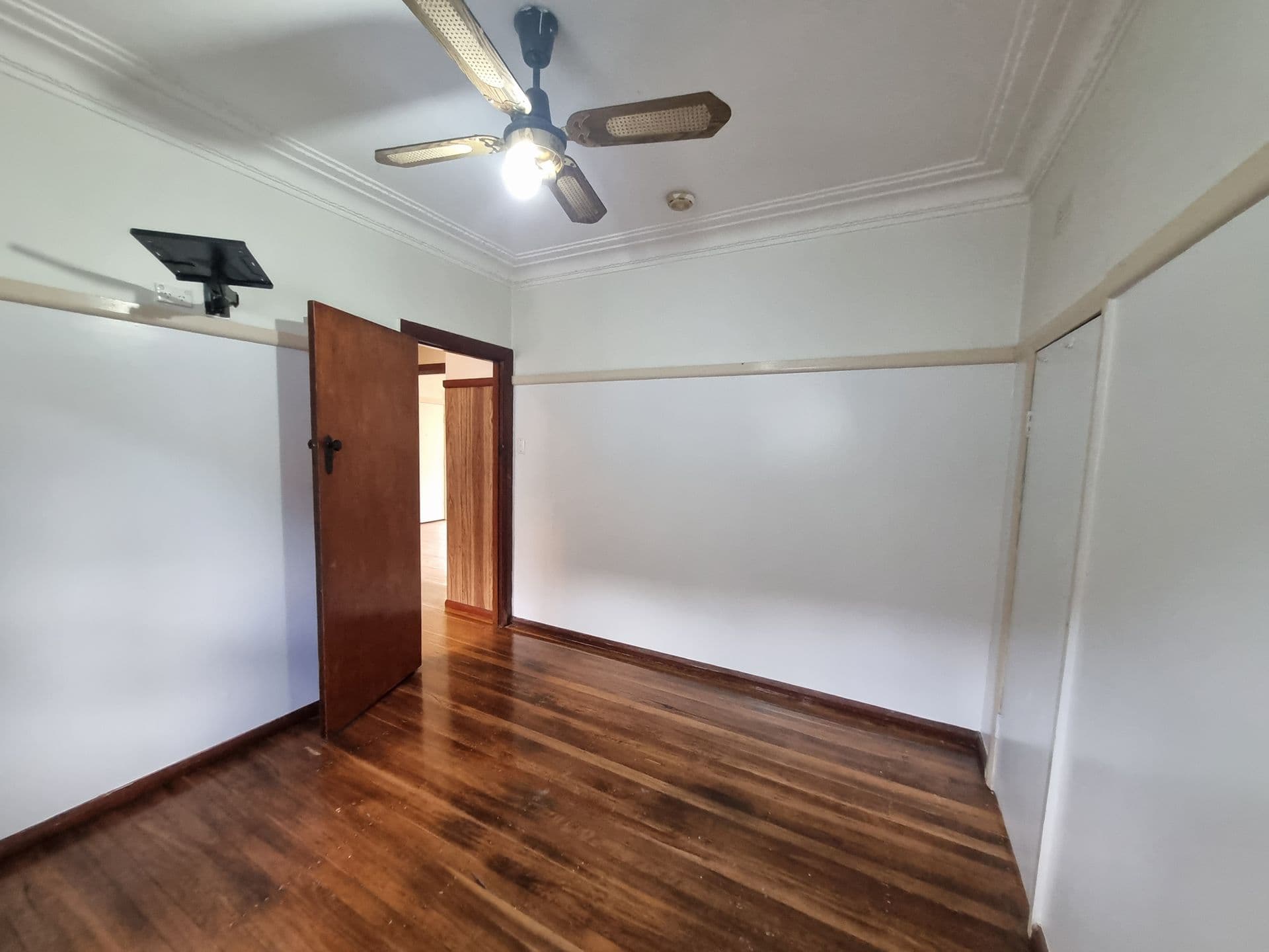 114 Douglas Street, Nowra, NSW, 2541, Nowra - Thumbnail 8