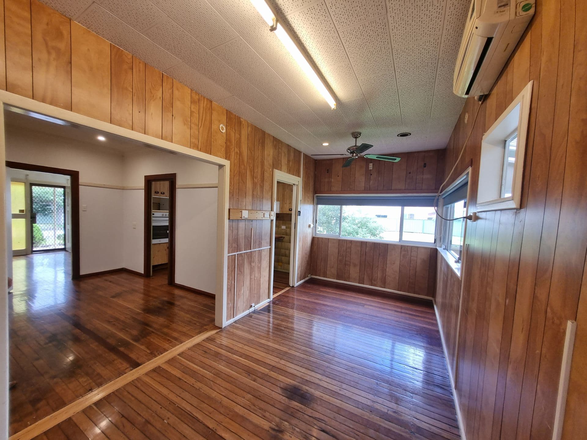 114 Douglas Street, Nowra, NSW, 2541, Nowra - Thumbnail 3
