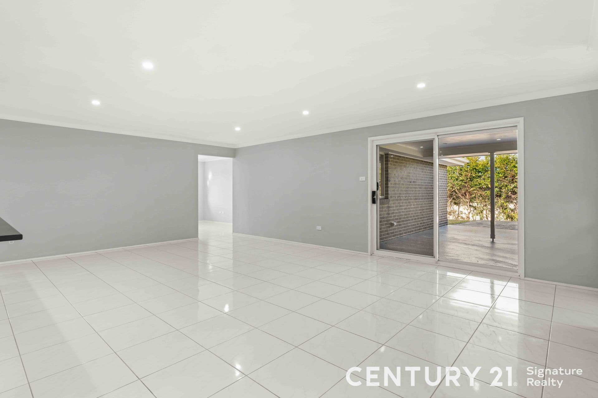 9 Christiana Close, West Nowra, NSW, 2541, West Nowra - Thumbnail 4