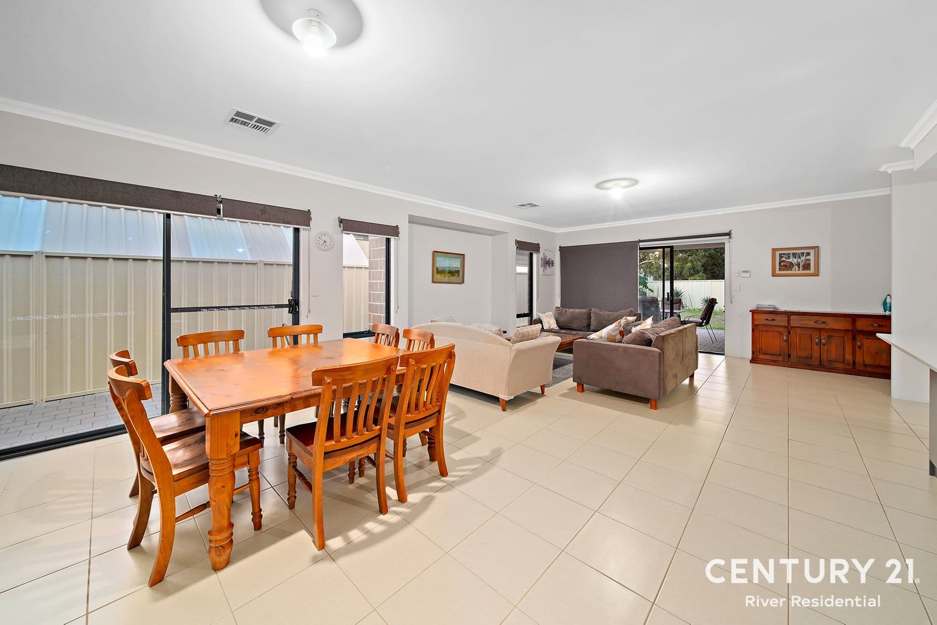 29  Hughes St, Canning Vale, WA, 6155, Canning Vale - Thumbnail 5