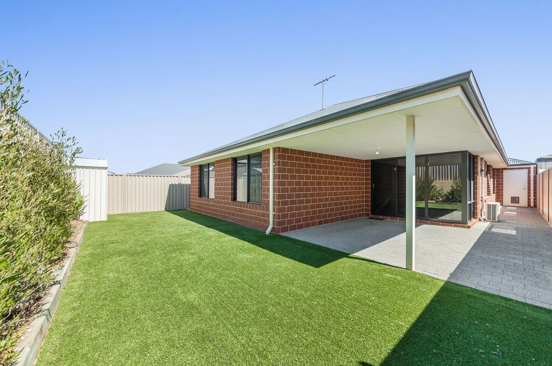 23 Dundatha Drive, Byford, WA, 6122, Byford - Thumbnail 2