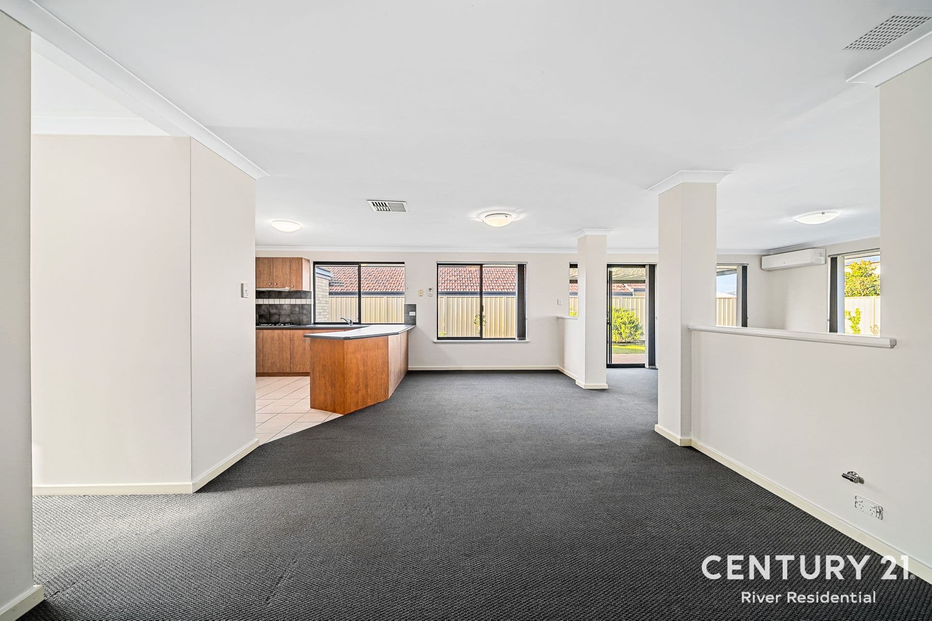 39 Canna Dve, Canning Vale, WA, 6155, Canning Vale - Thumbnail 4