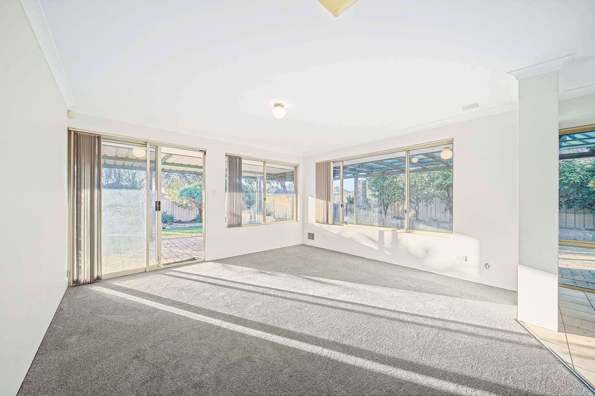 24 Parakeela Grove, Maddington, WA, 6109, Maddington - Thumbnail 6