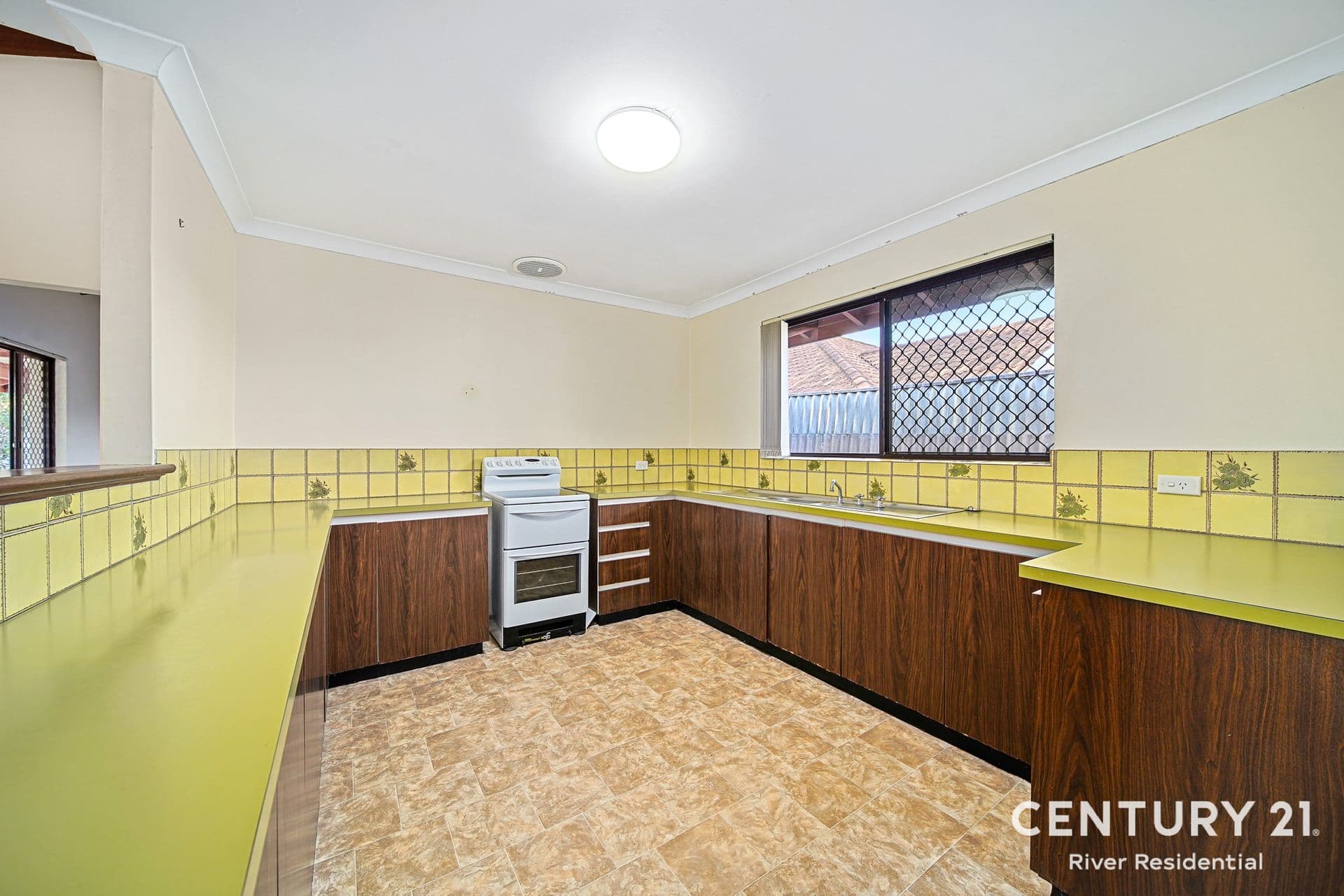 72 Midgley St, Lathlain, WA, 6100, Lathlain - Thumbnail 2