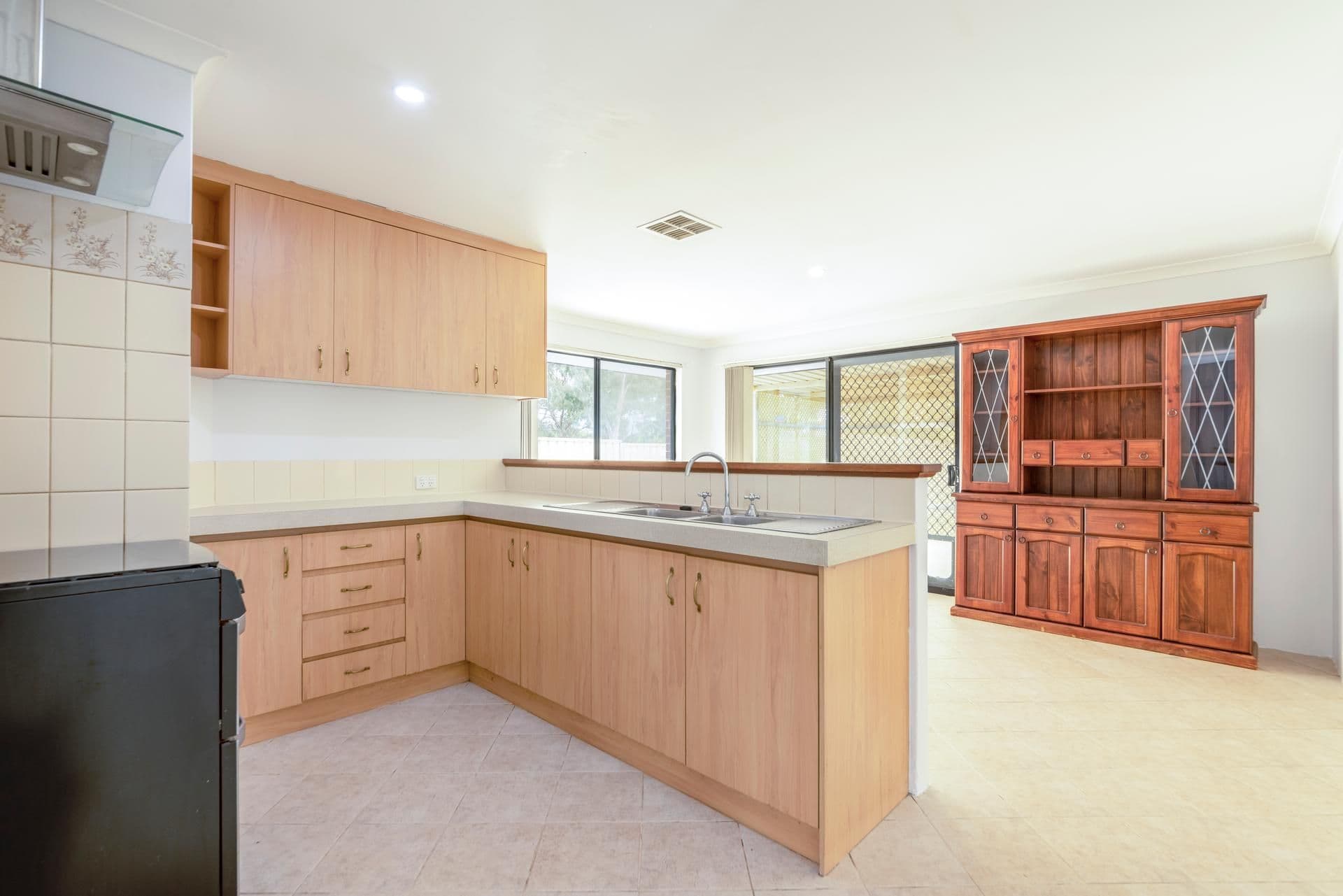 2 Solva Place, Seville Grove, WA, 6112, Seville Grove - Thumbnail 3