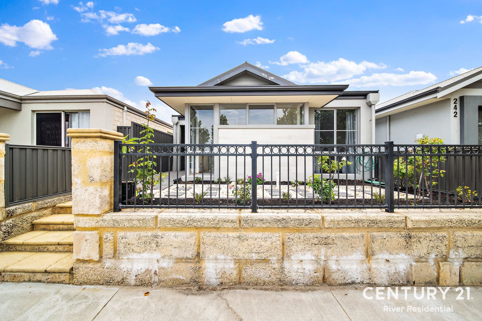 244 Millhouse Road, Aveley, WA, 6069, Aveley - Image 1