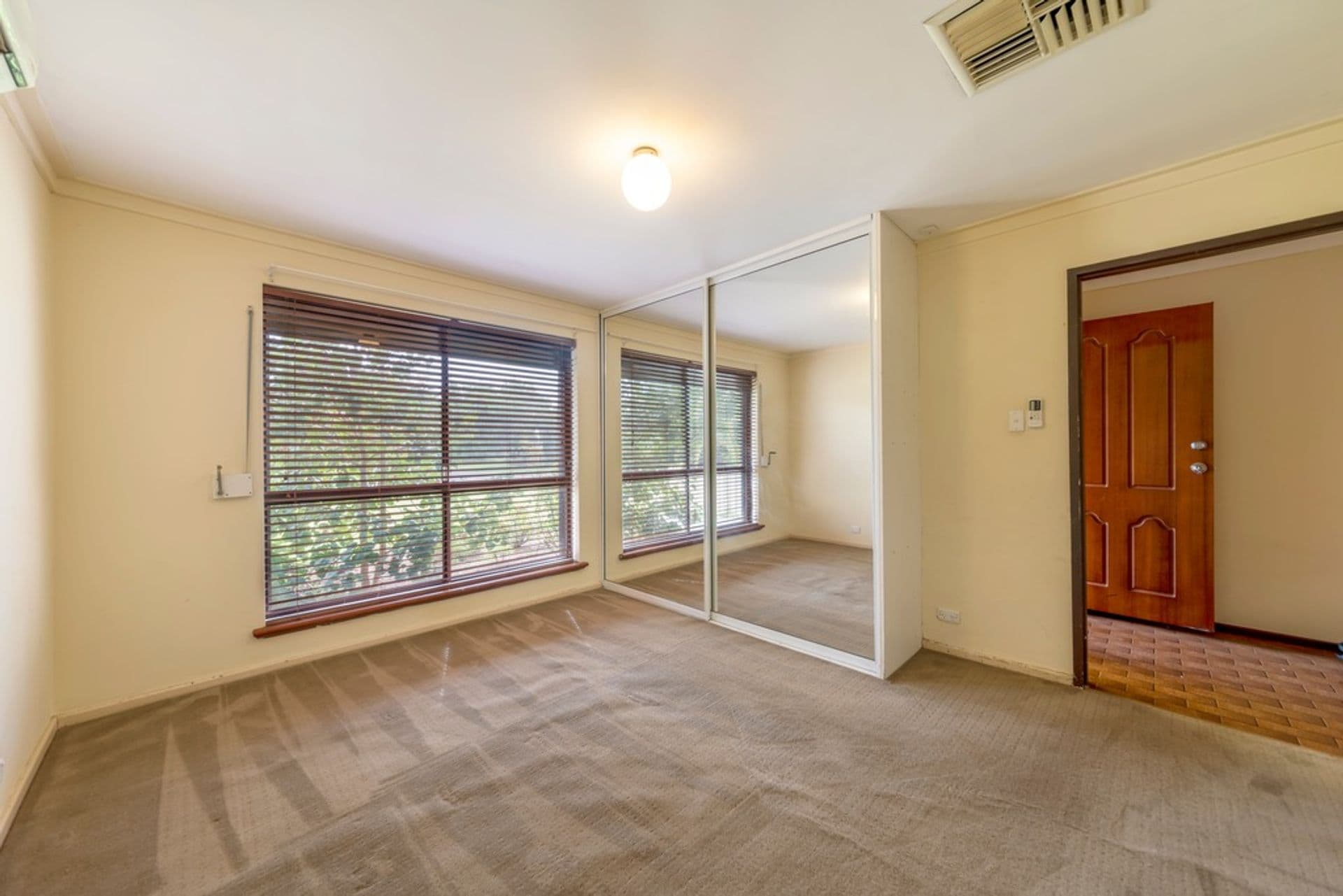19 WILGA STREET, Maddington, WA, 6109, Maddington - Thumbnail 7