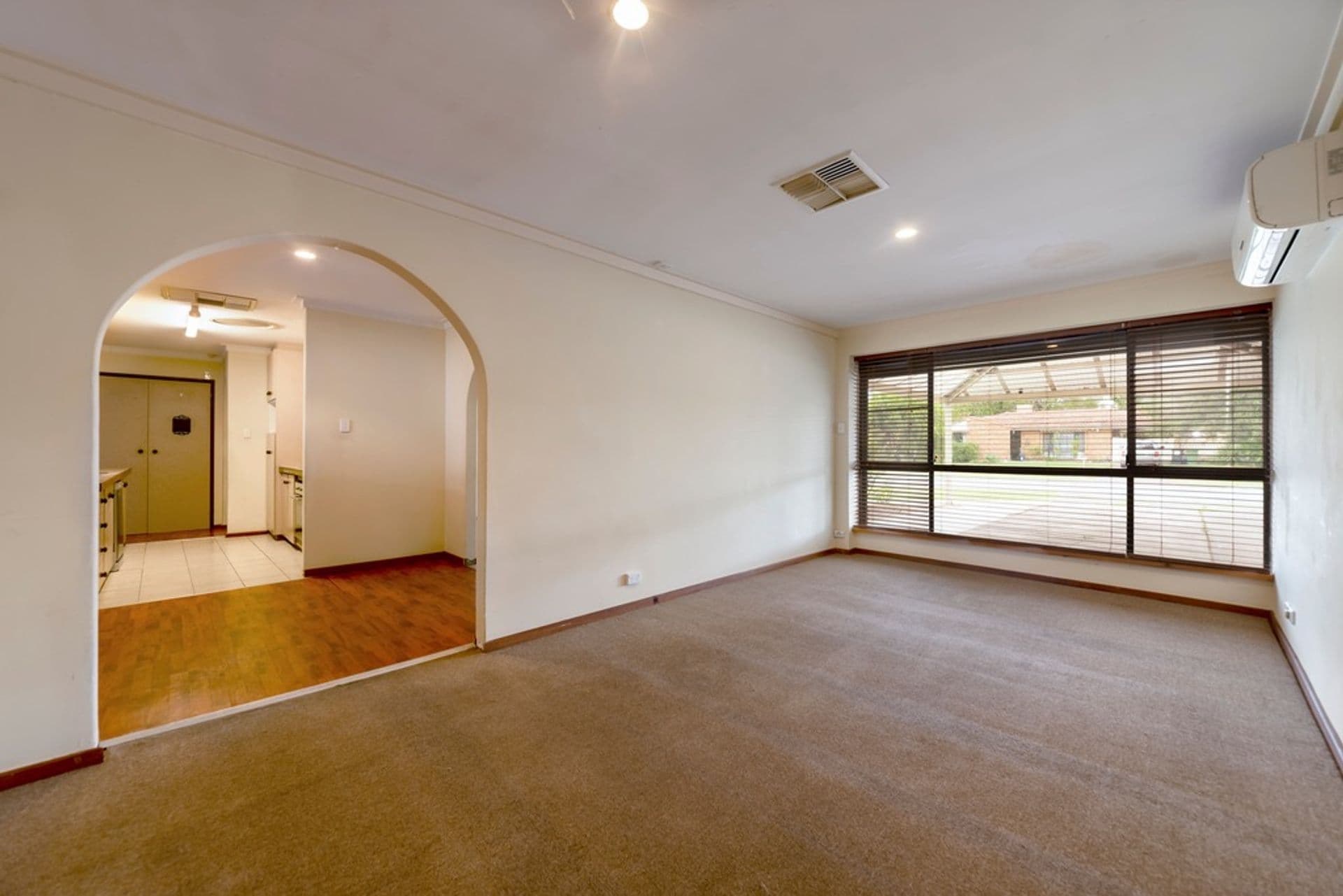 19 WILGA STREET, Maddington, WA, 6109, Maddington - Thumbnail 5