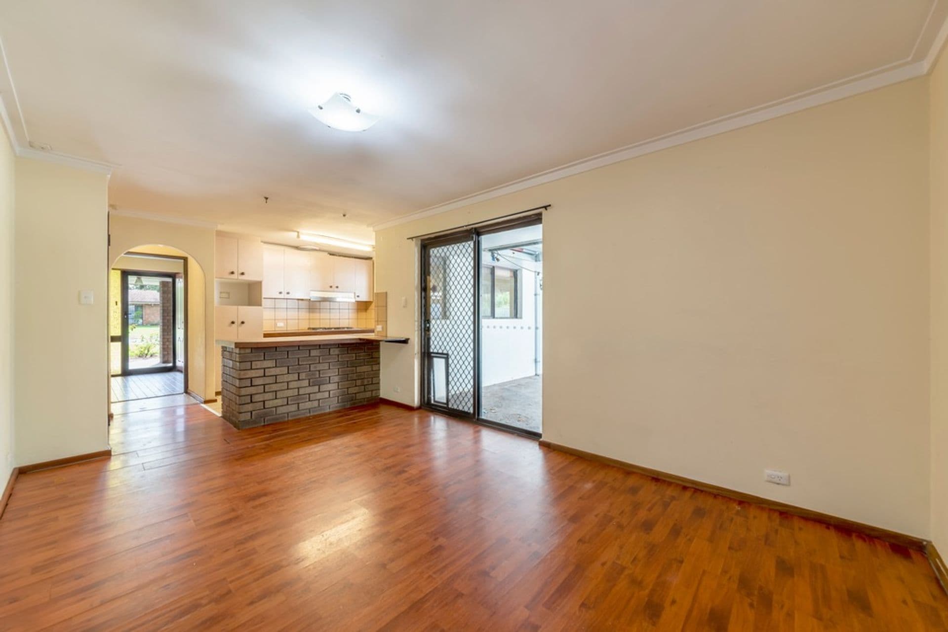 19 WILGA STREET, Maddington, WA, 6109, Maddington - Thumbnail 4