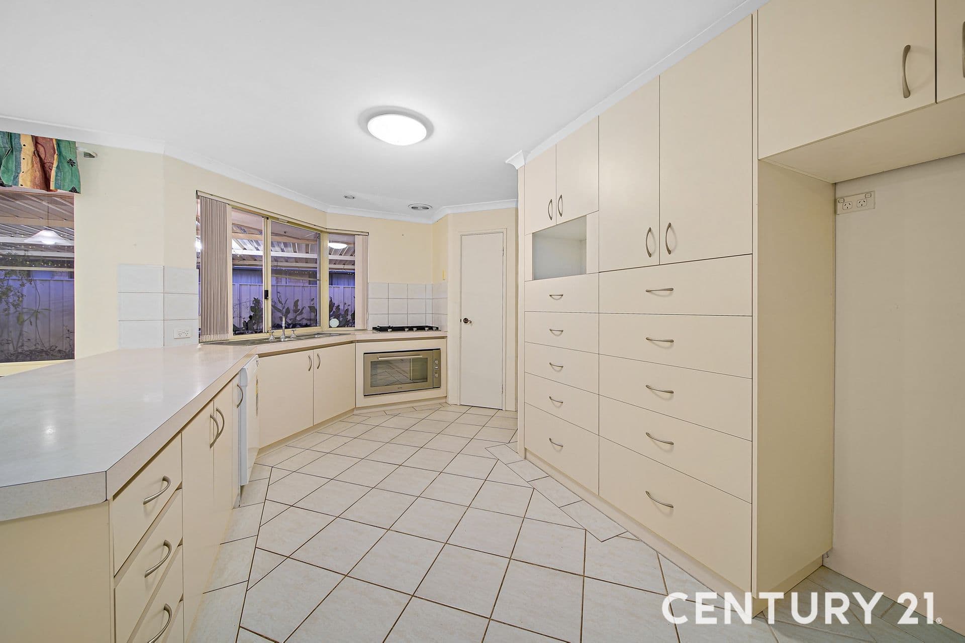 6 Sandringham Promenade, Canning Vale, WA, 6155, Canning Vale - Thumbnail 8