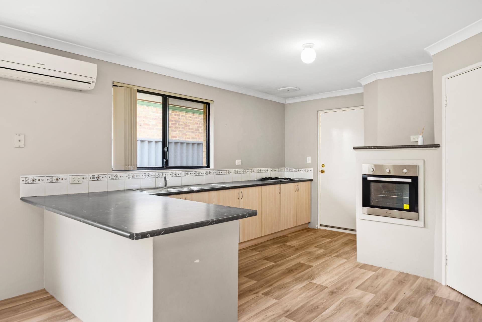 12 Crinia Drive, Baldivis, WA, 6171, Baldivis - Thumbnail 4