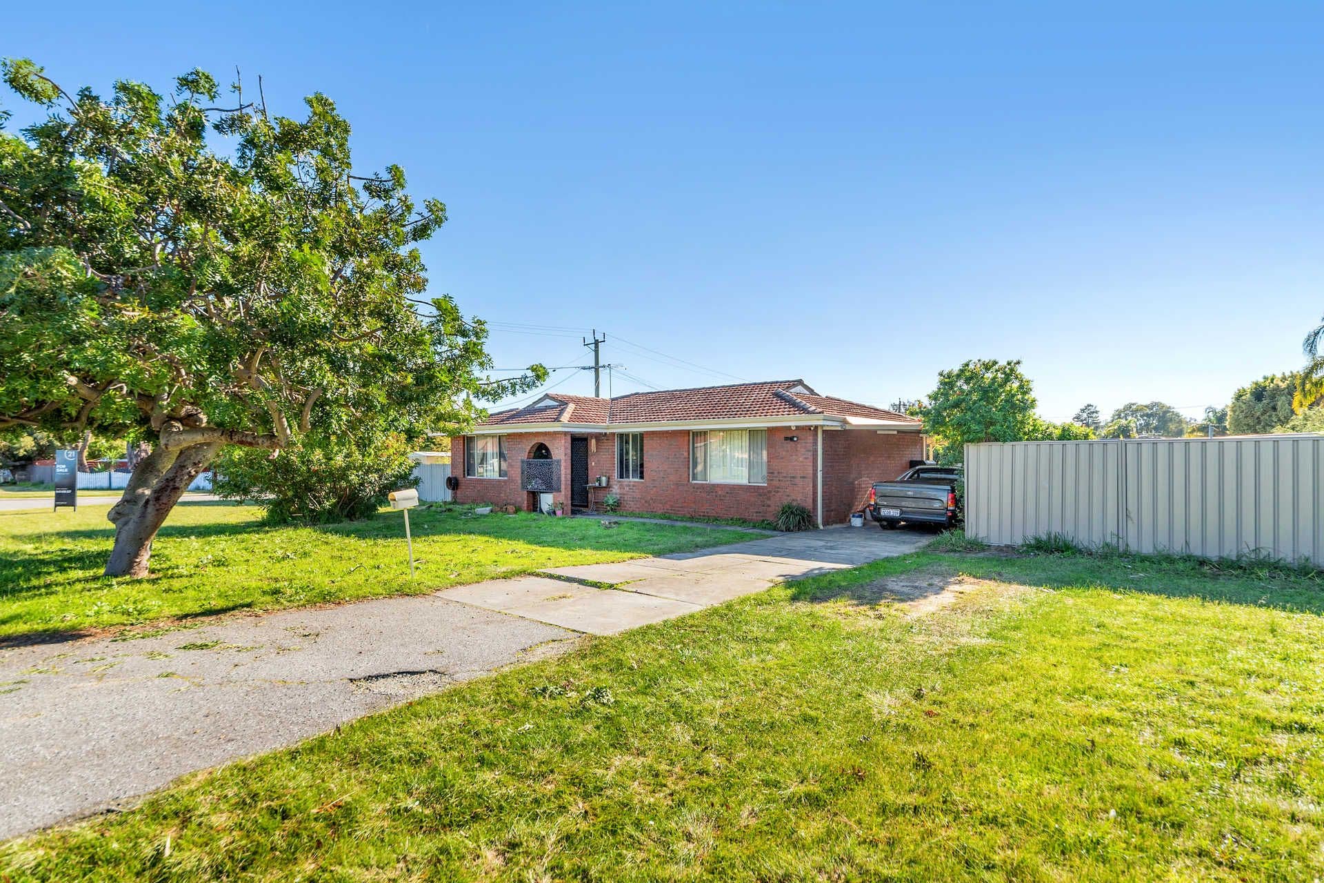 9 Redtingle Road, Camillo, WA, 6111, Camillo - Thumbnail 5