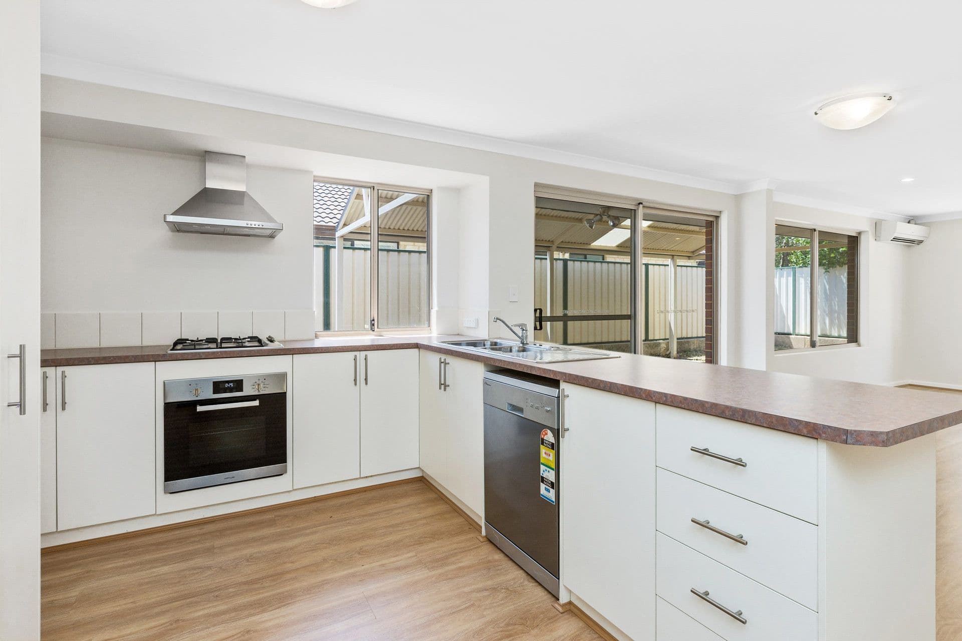 22 Pira Loop, Byford, WA, 6122, Byford - Thumbnail 6