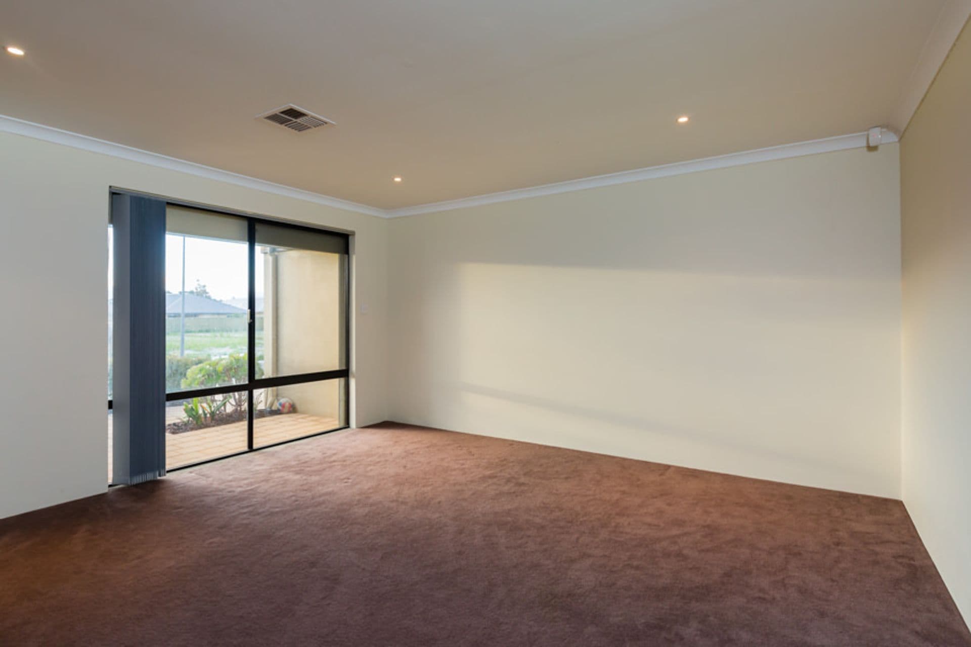 12 Hebrides Drive, Seville Grove, WA, 6112, Seville Grove - Thumbnail 6