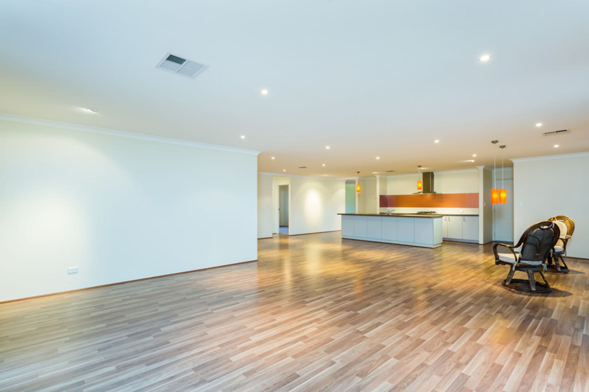 12 Hebrides Drive, Seville Grove, WA, 6112, Seville Grove - Thumbnail 8