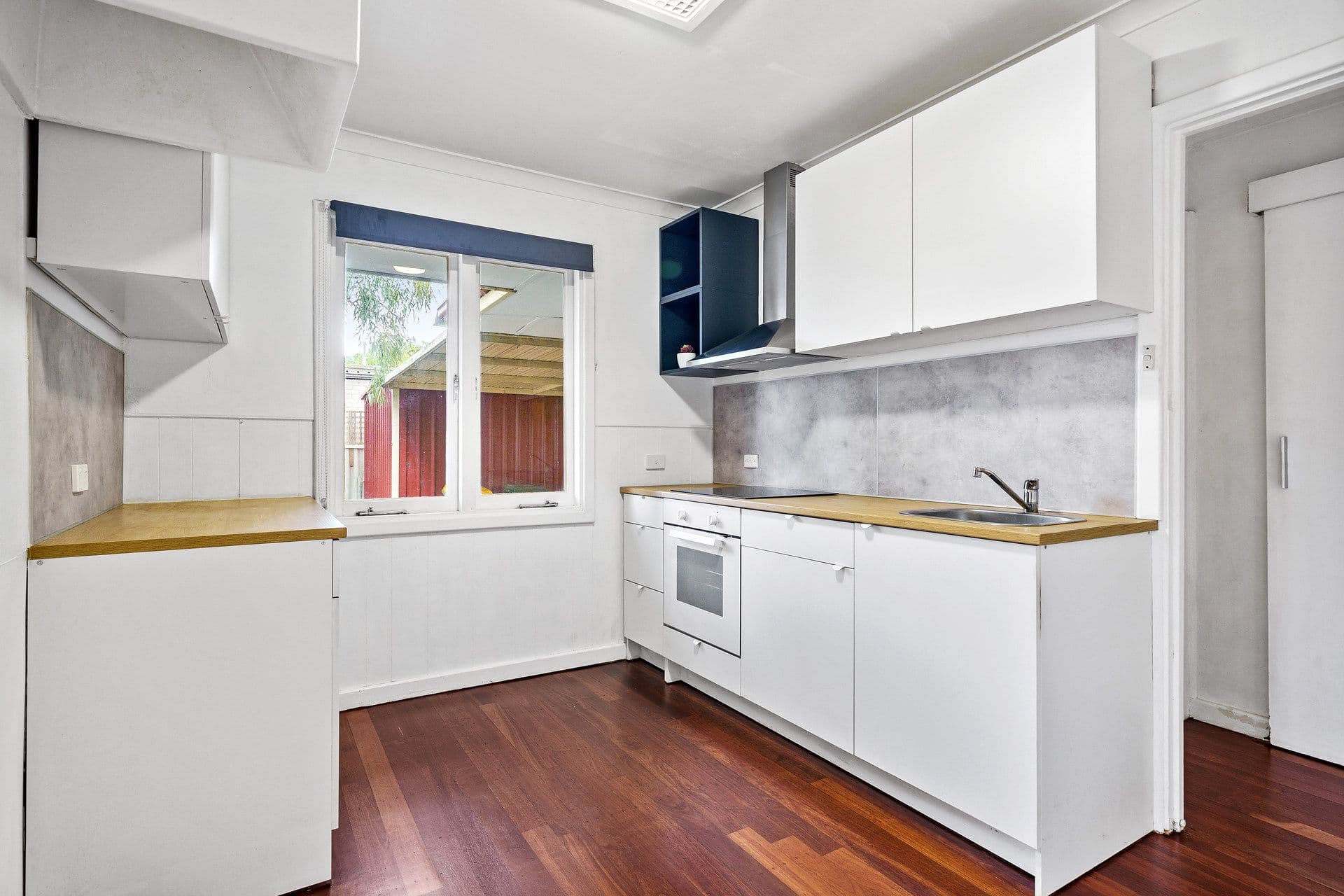 18 Amaroo Court, Armadale, WA, 6112, Armadale - Thumbnail 2