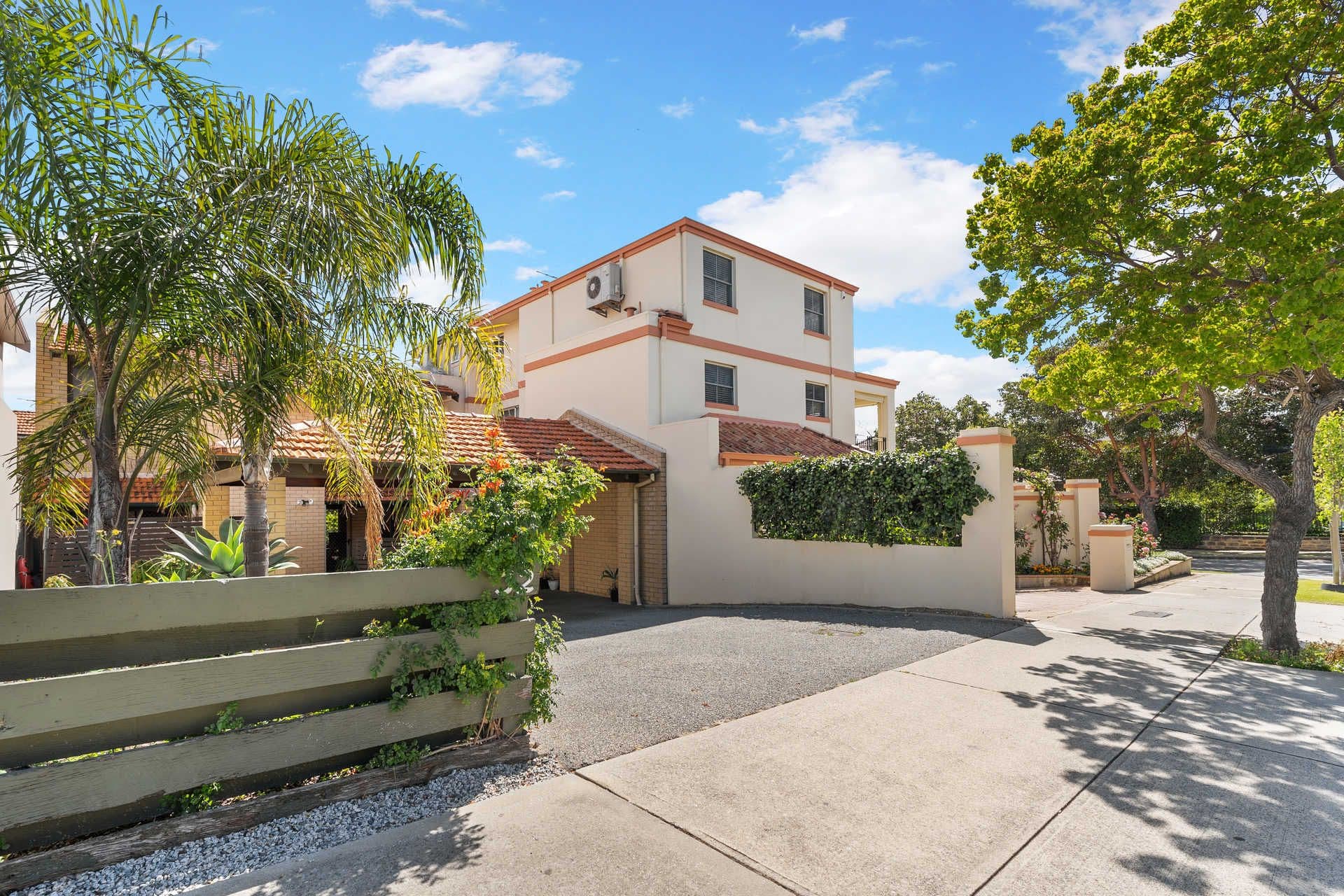 32 Victoria Street, South Perth, WA, 6151, South Perth - Thumbnail 3