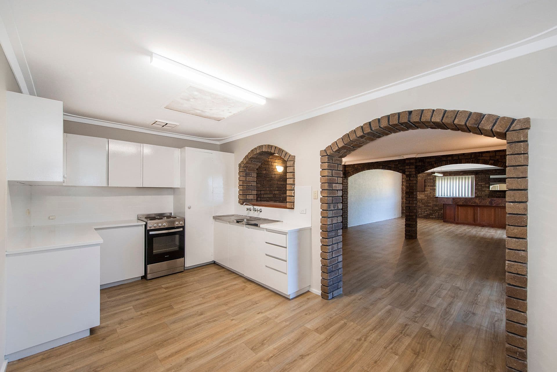 21 Graveney Way, Maddington, WA, 6109, Maddington - Thumbnail 3