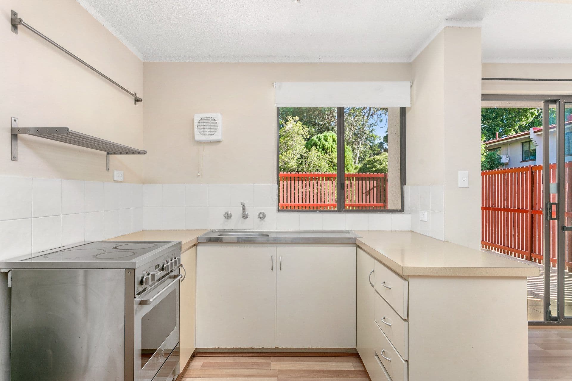 17/33 Farina Drive, Yokine, WA, 6060, Yokine - Thumbnail 8
