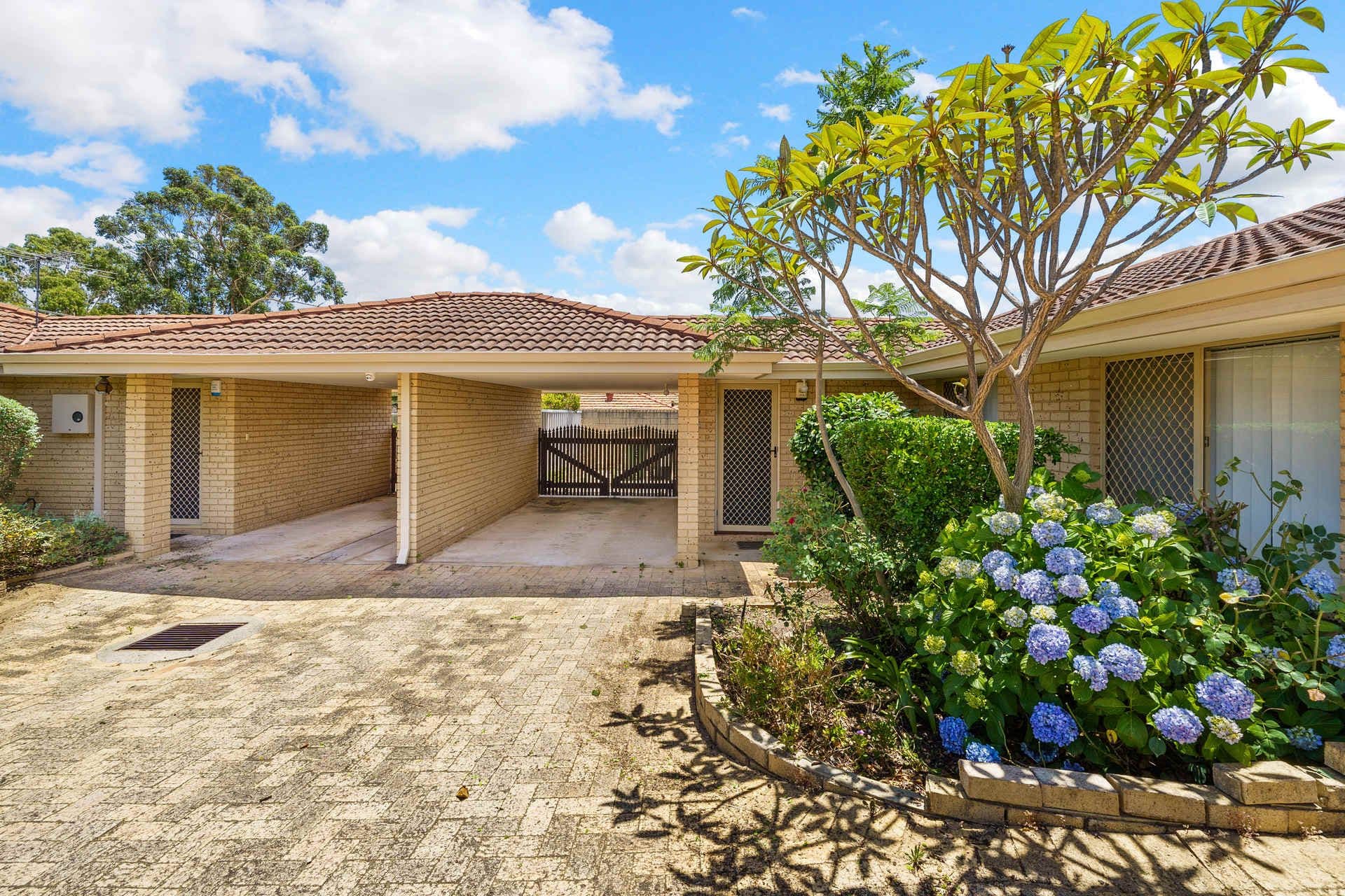 3/18 Lathwell Street, Armadale, WA, 6112, Armadale - Thumbnail 2